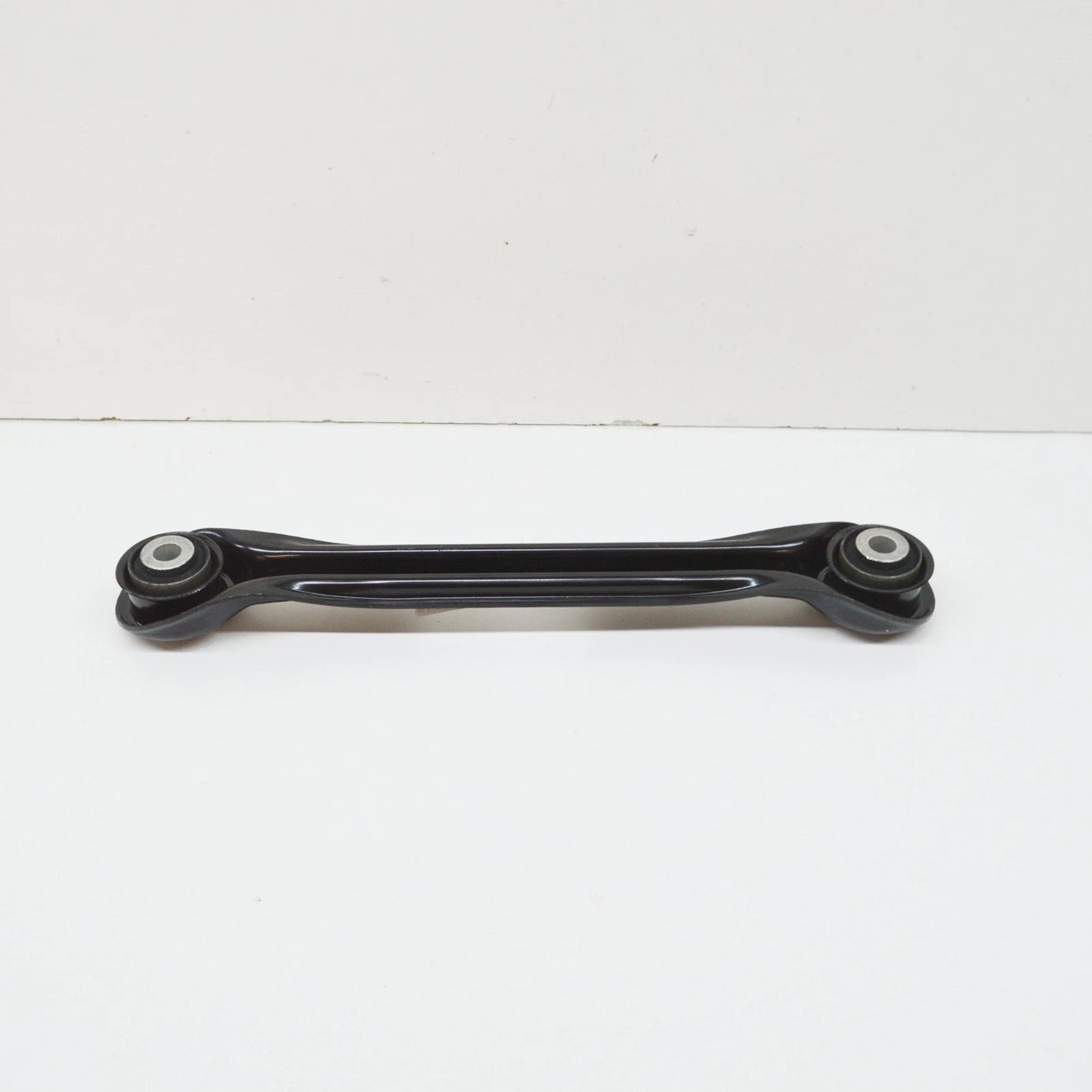 NEW MERCEDES-BENZ C-CLASS W203 REAR SIDE CONTROL ARM A2103503806 ORIGINAL