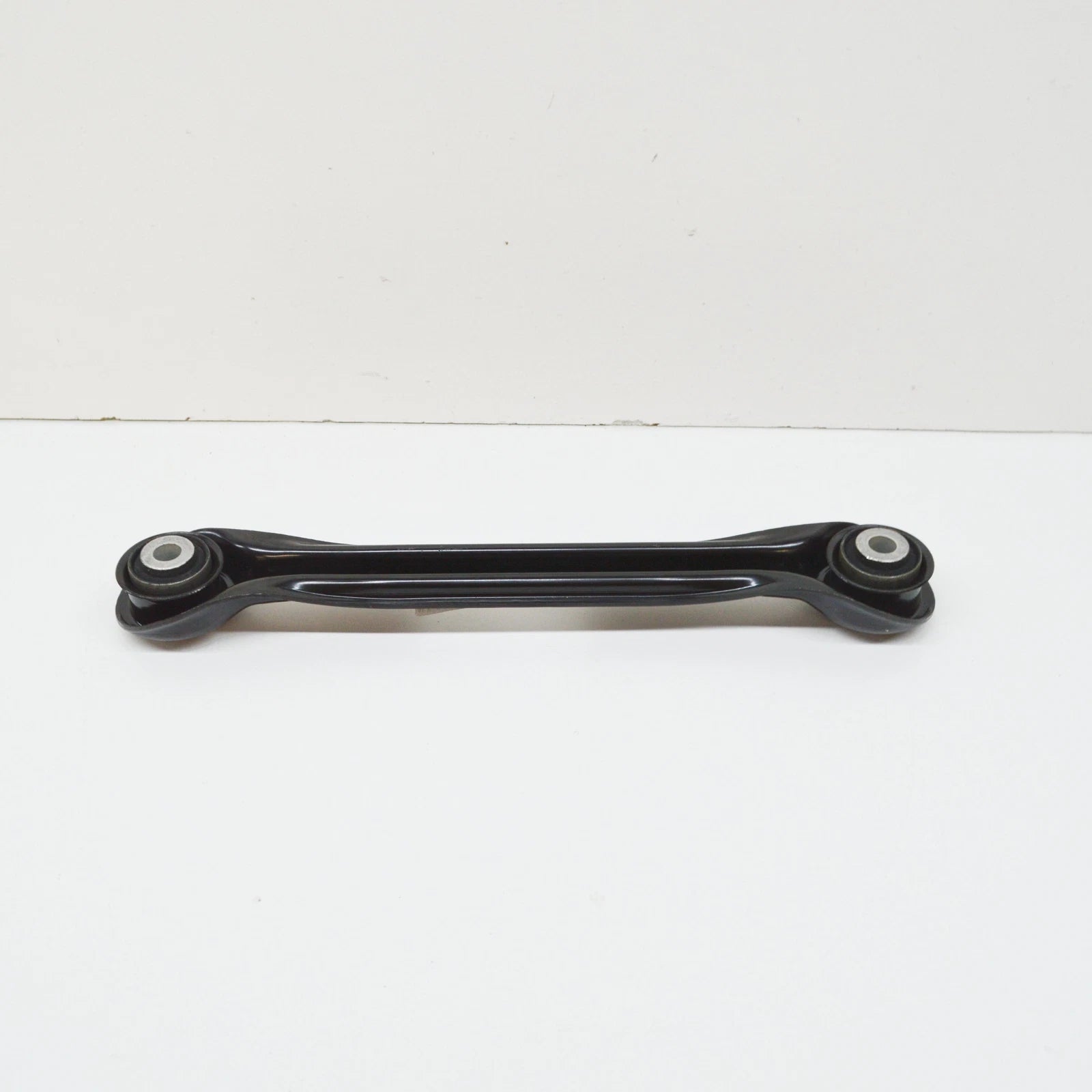 NEW MERCEDES-BENZ C-CLASS W203 REAR SIDE CONTROL ARM A2103503806 ORIGINAL