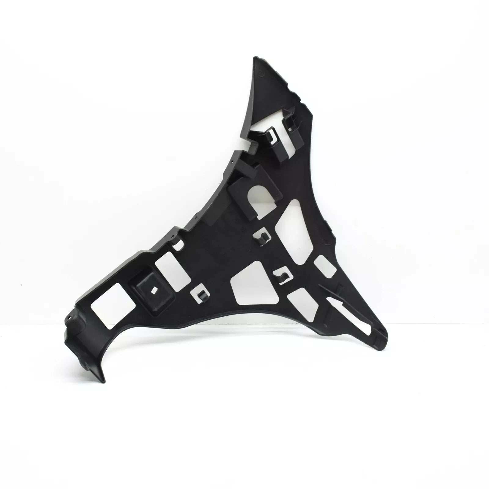 NEW MERCEDES-BENZ S W222 FRONT LEFT BUMPER BRACKET A2228858900 ORIGINAL