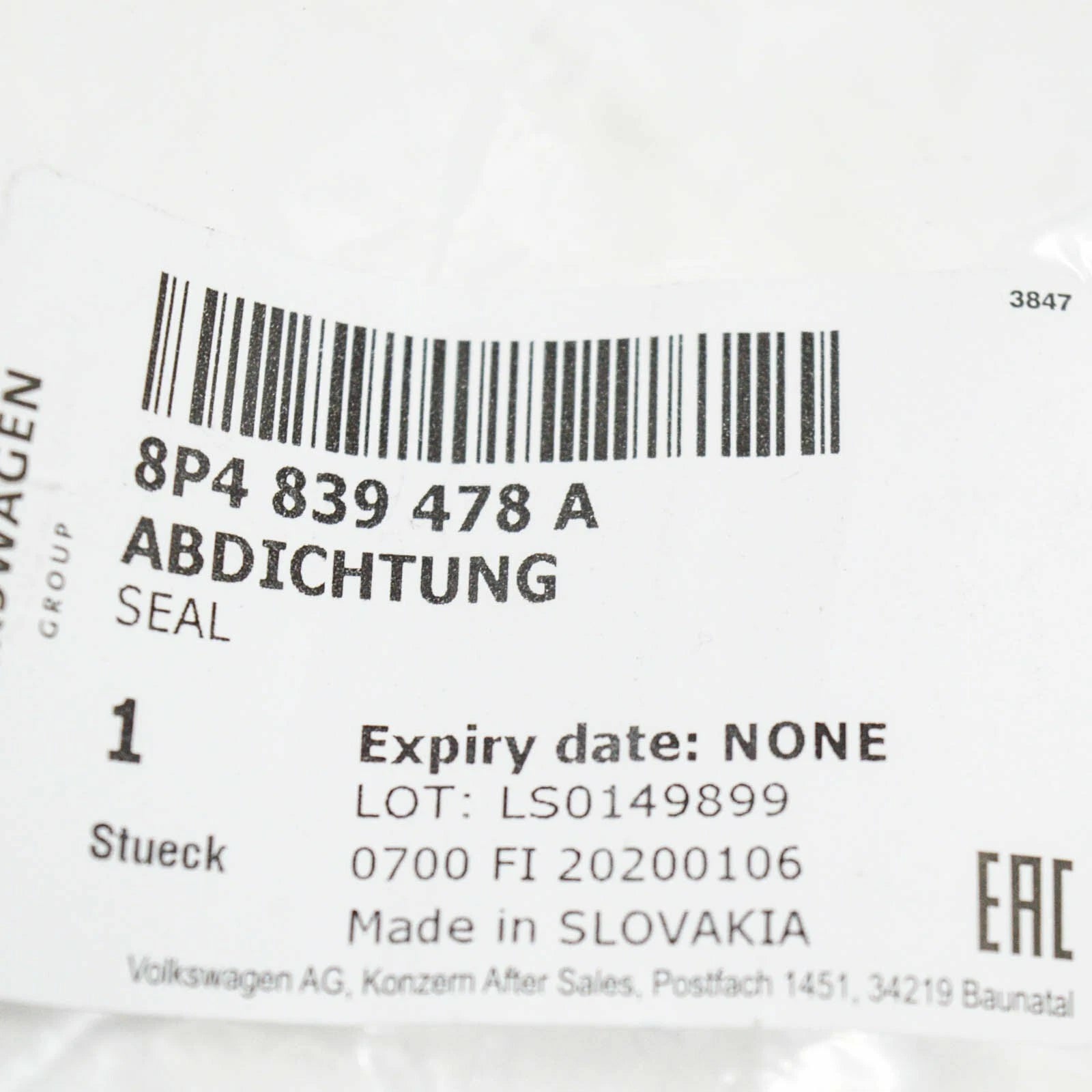 NEW AUDI A3 8P SPORTBACK REAR RIGHT OUTER WINDOW SLOT SEAL 8P4839478A