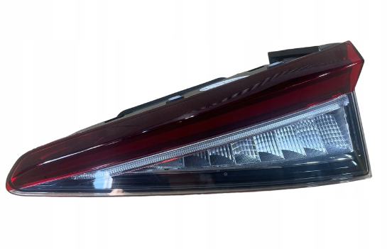 new skoda enyaq iv rear inner right side taillight lhd 5lg945308 original
