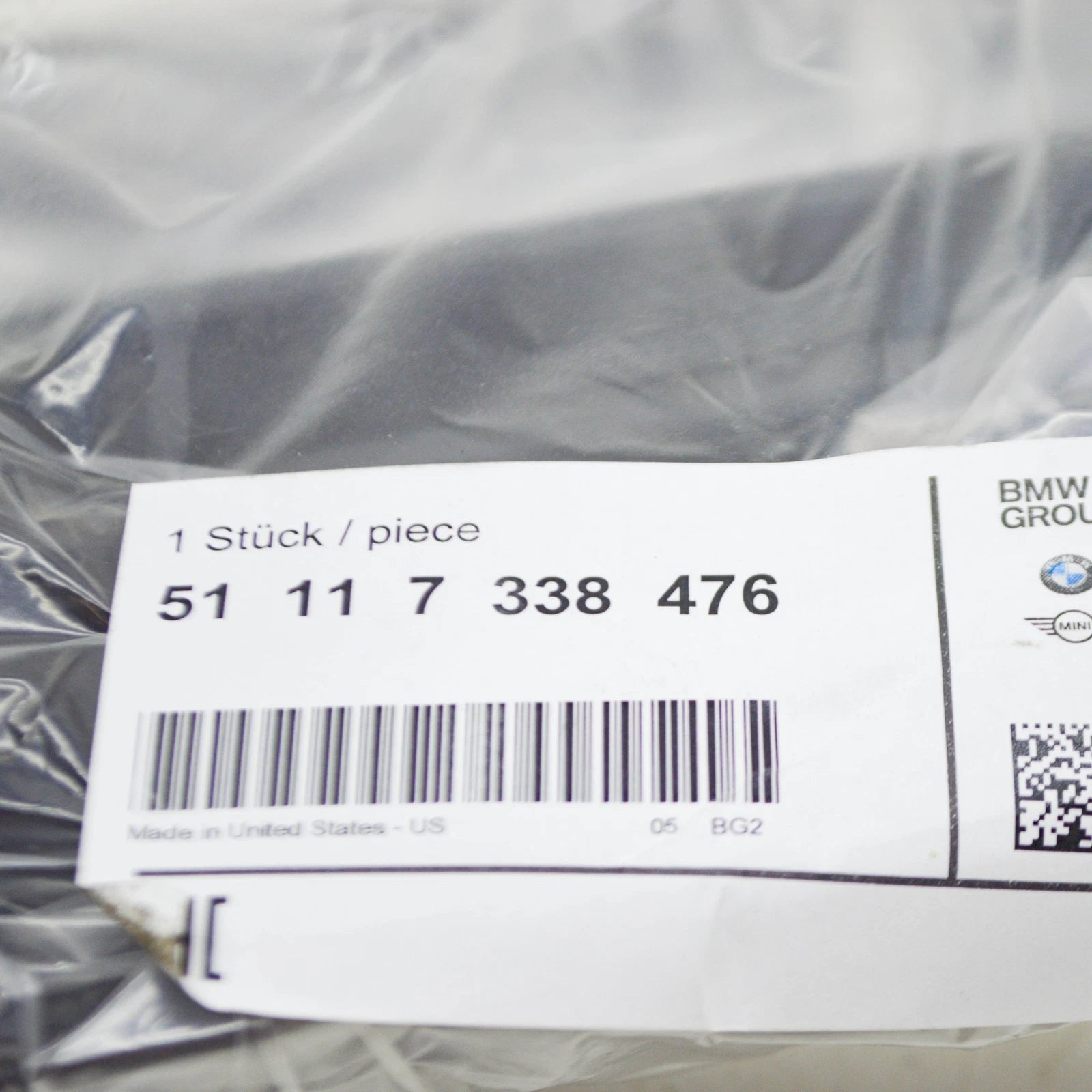 NEW BMW X3 F25 FRONT BUMPER LOWER CENTER GRILL 51117338476 2013 ORIGINAL