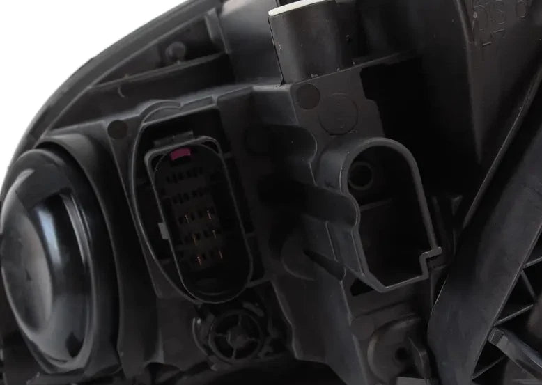 NEW AUDI TT 8J FRONT RIGHT HALOGEN HEADLIGHT LHD USA 8J0941004P ORIGINAL