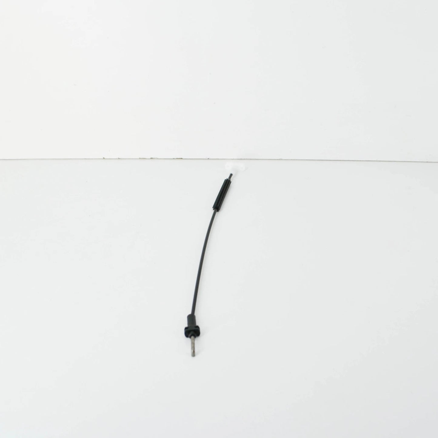 NEW AUDI TT 8J FUEL FILLER DOOR RELEASE CABLE 8J0809977C ORIGINAL