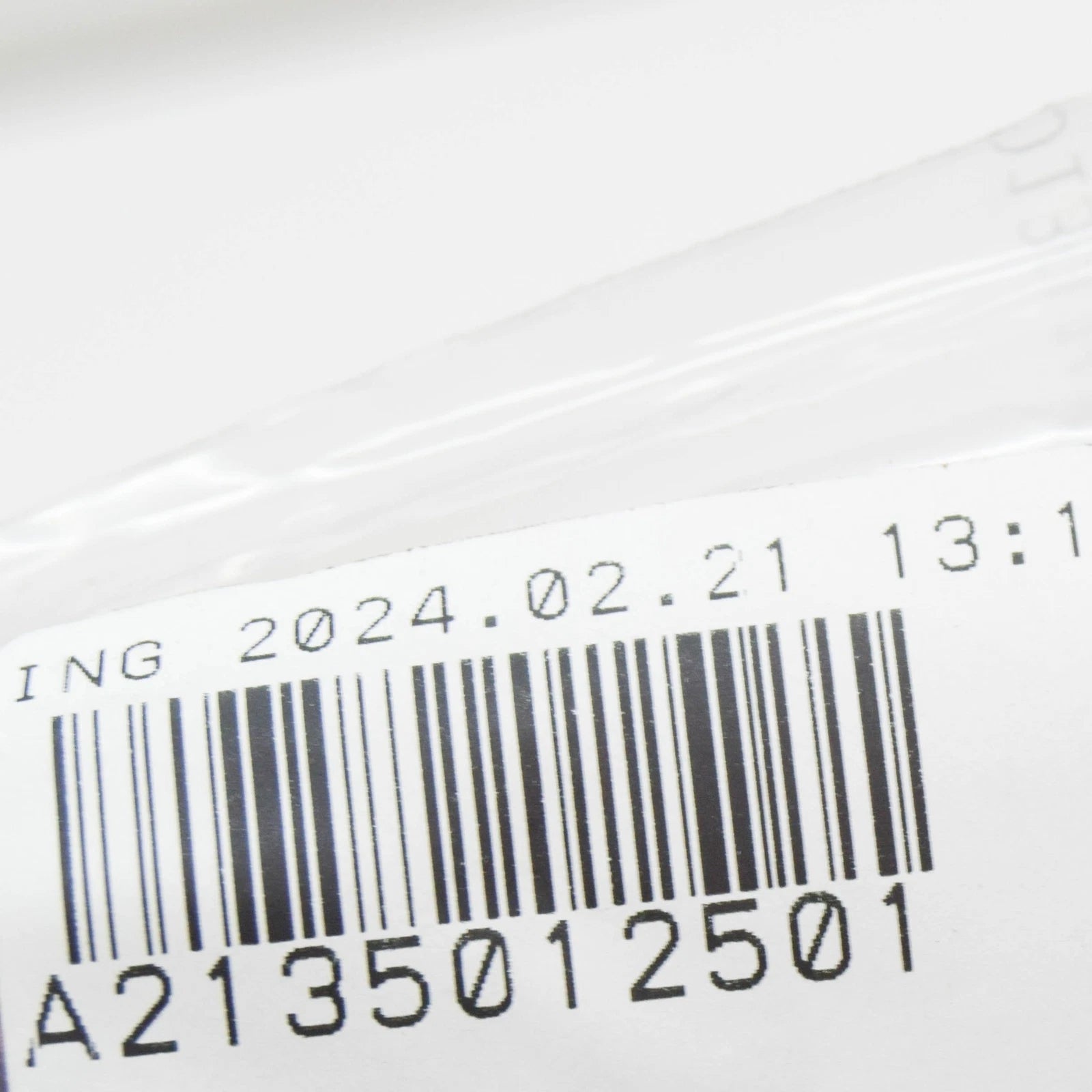 NEW MERCEDES-BENZ E W213 COOLANT HOSE PIPE A2135012501 ORIGINAL