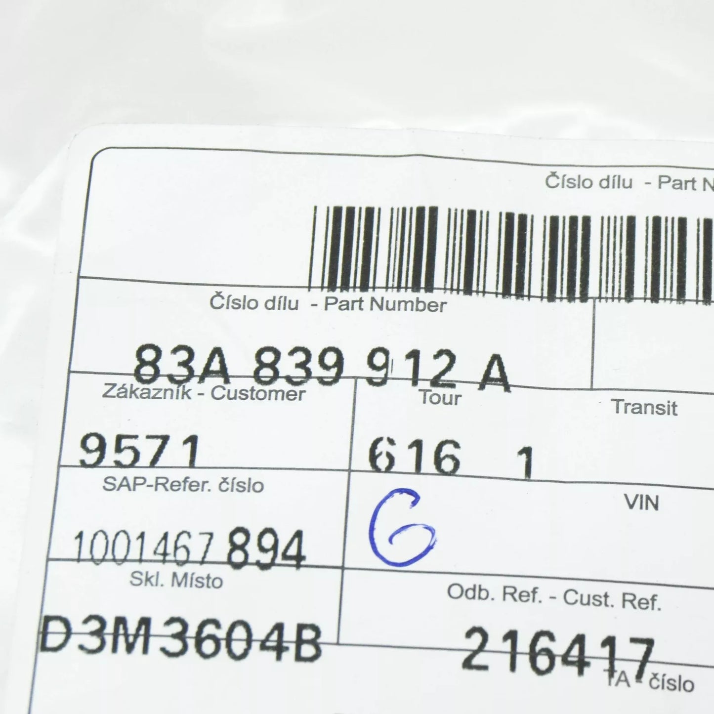 NEW AUDI Q3 F3 REAR RIGHT OUTER DOOR SEAL RUBBER 83A839912A ORIGINAL