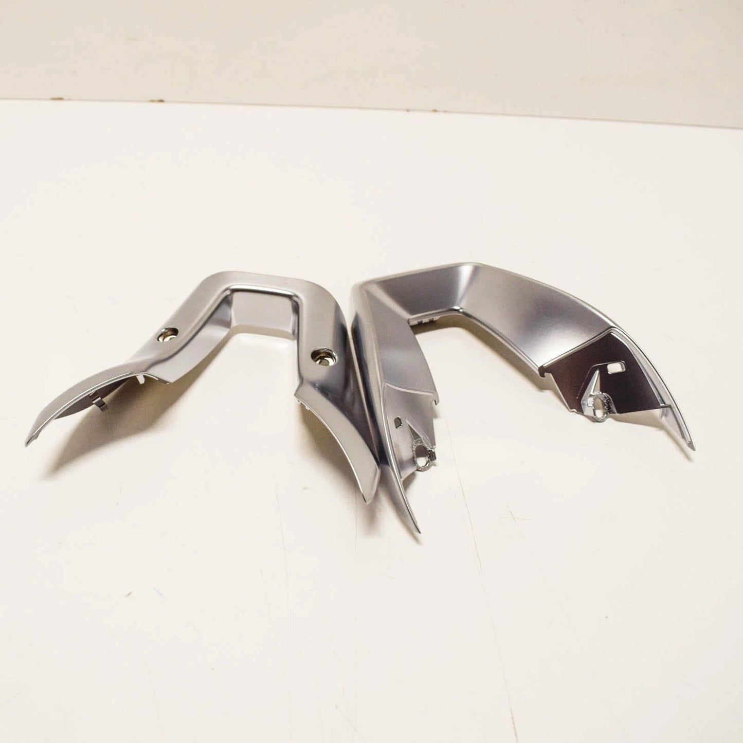 NEW MERCEDES-BENZ GLC X253 STEERING WHEEL COVER TRIM A09946431132A17 ORIGINAL