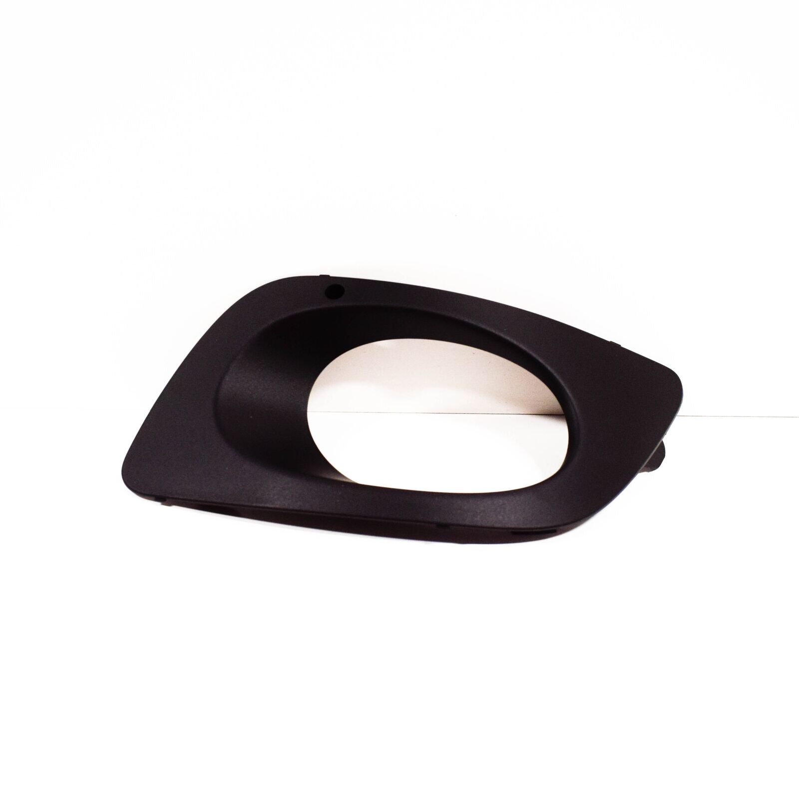 NEW MB SPRINTER W906 FRONT RIGHT FOG LIGHT TRIM BEZEL A90688503539B51 ORIGINAL