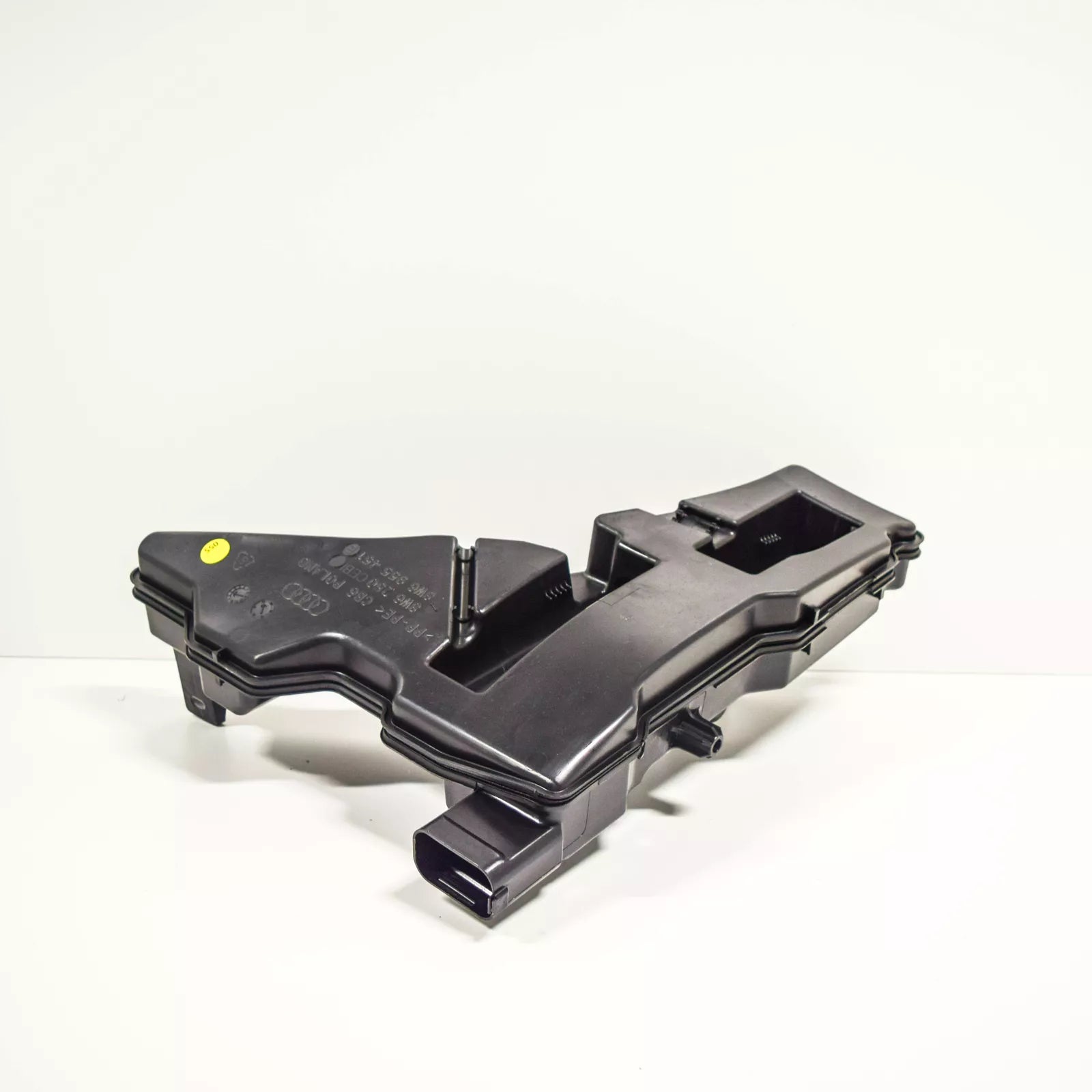 NEW AUDI A5 S5 8W6 WINDSHIELD WASHER RESERVOIR TANK 8W6955453E ORIGINAL