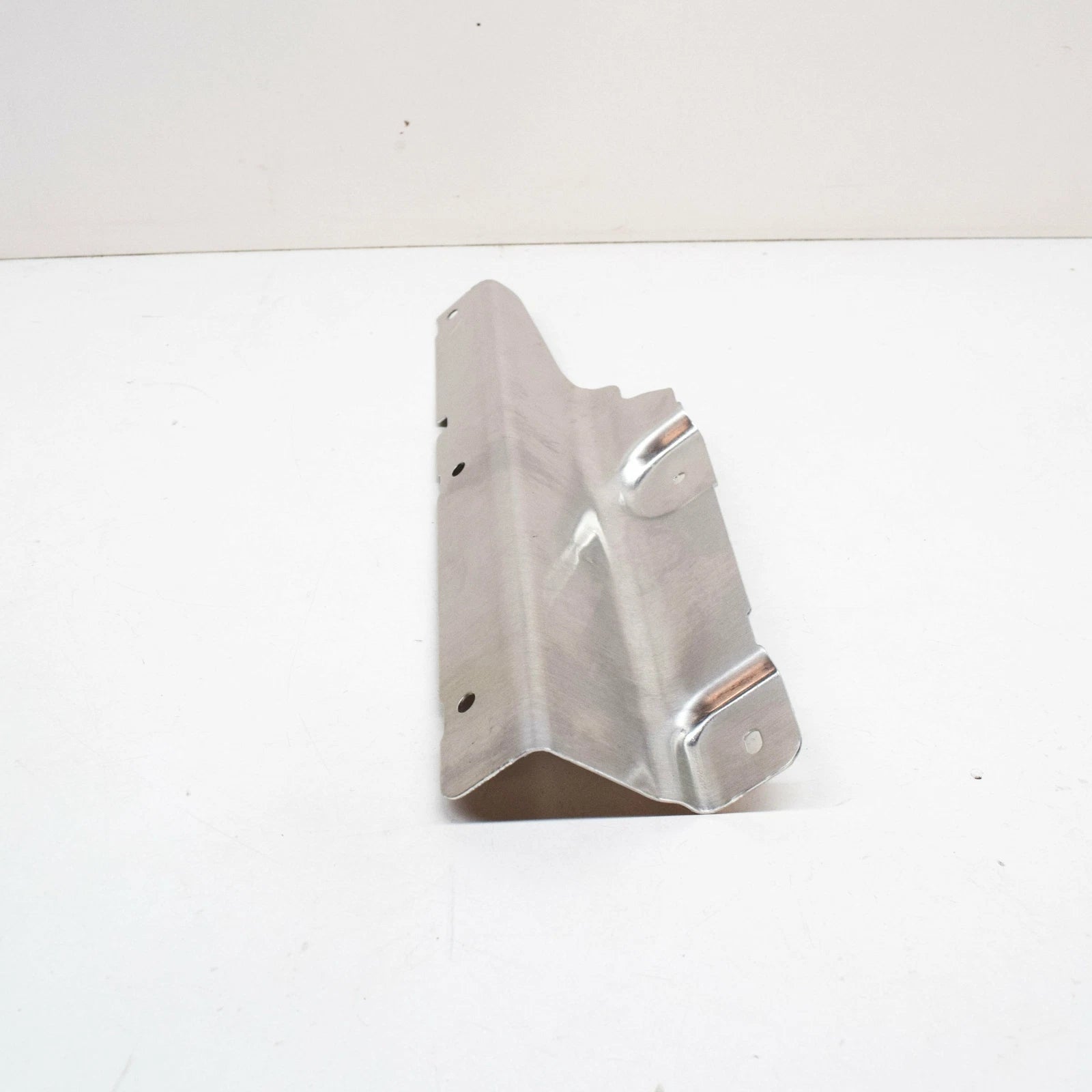 NEW BMW 5 G30 FRONT LEFT INNER CENTER FLOOR PAN HEAT SHIELD 51487340213 ORIGINAL