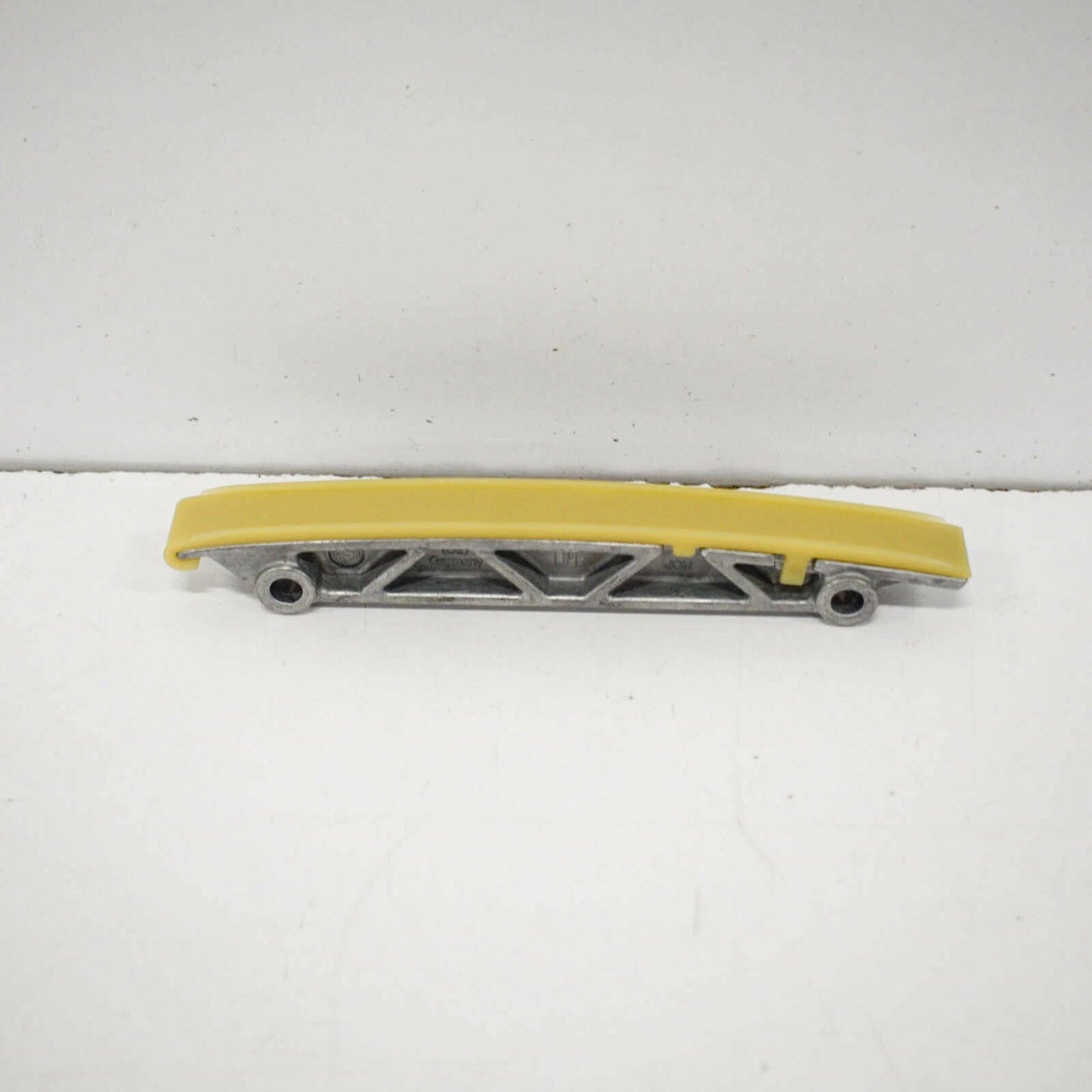 NEW AUDI A4 B8 TIMING CHAIN GUIDE 057109469H 2011 ORIGINAL