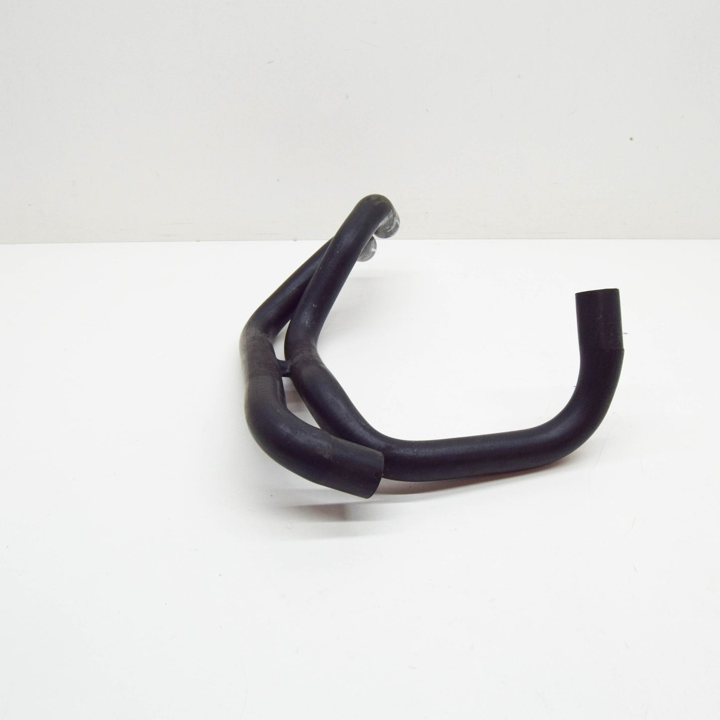 NEW VW GOLF VI 5K MK6 ENGINE COOLANT WATER HOSE 1K0122157JQ ORIGINAL