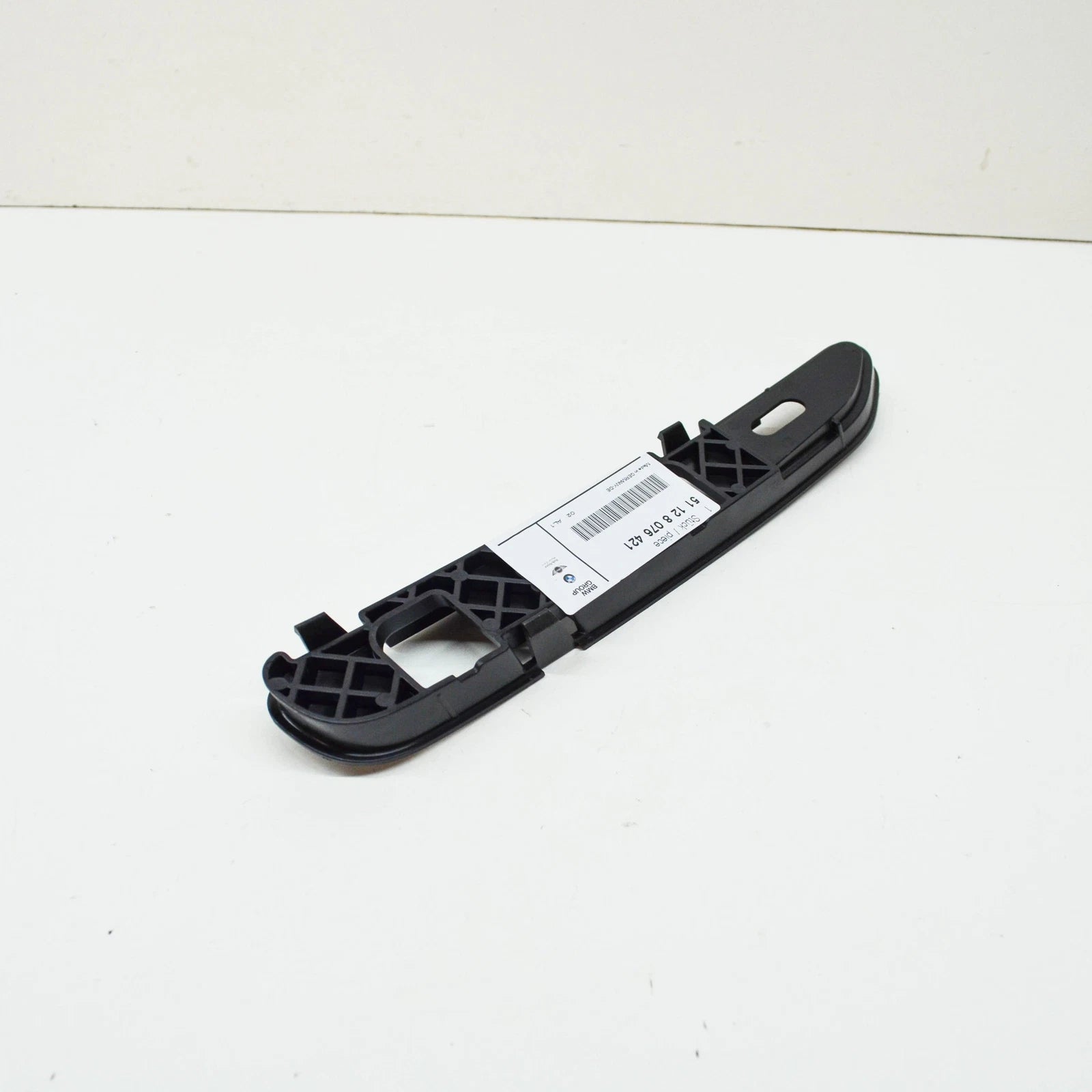 NEW BMW 7 G11 G12 M REAR LEFT BUMPER ADAPTOR 51128076421 ORIGINAL