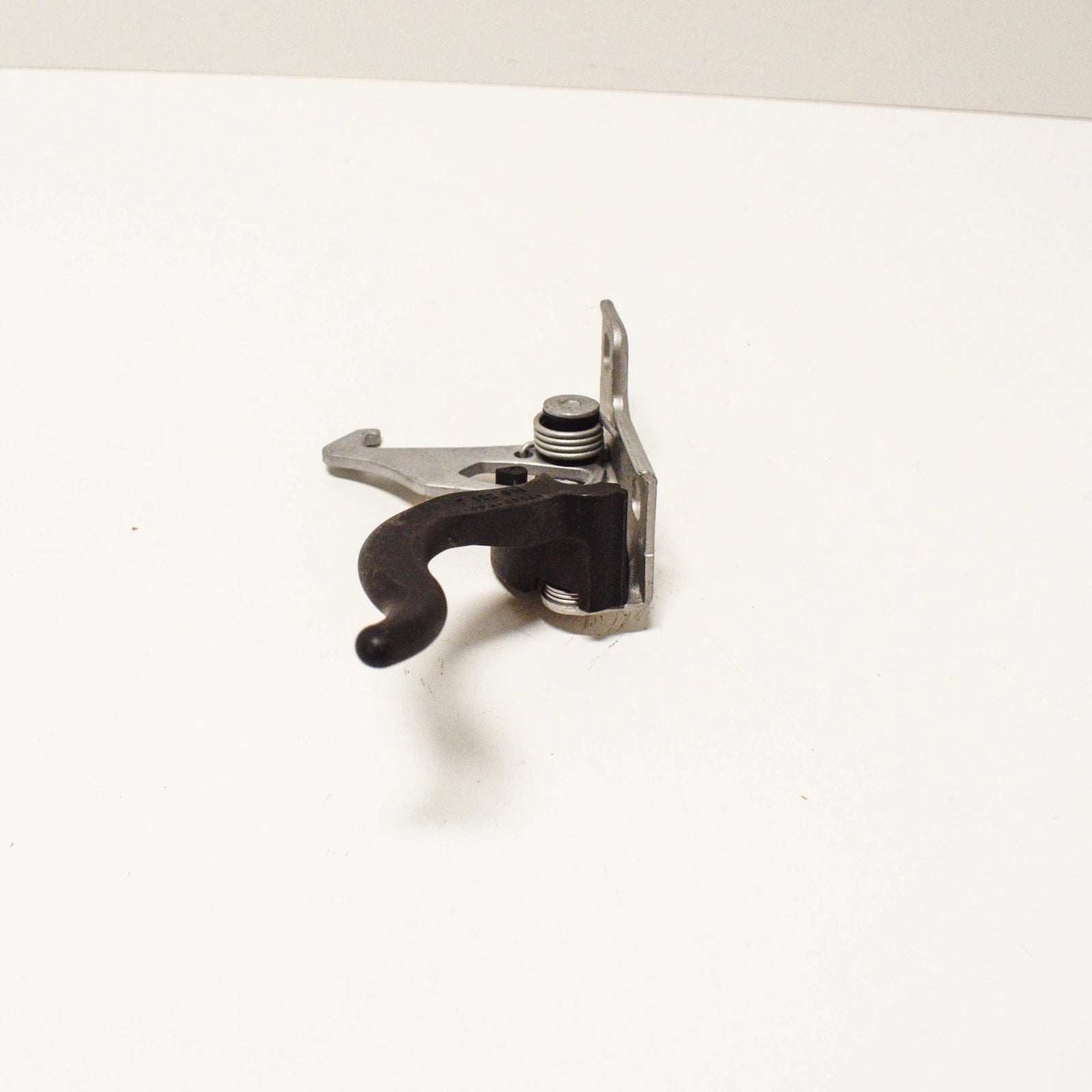 NEW BMW X5 E53 HOOD SAFETY CATCH WITH HOOD RELEASE 51237122916 ORIGINAL