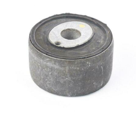NEW MERCEDES-BENZ C W202 REAR SUBFRAME RUBBER MOUNTING A2023511142 ORIGINAL