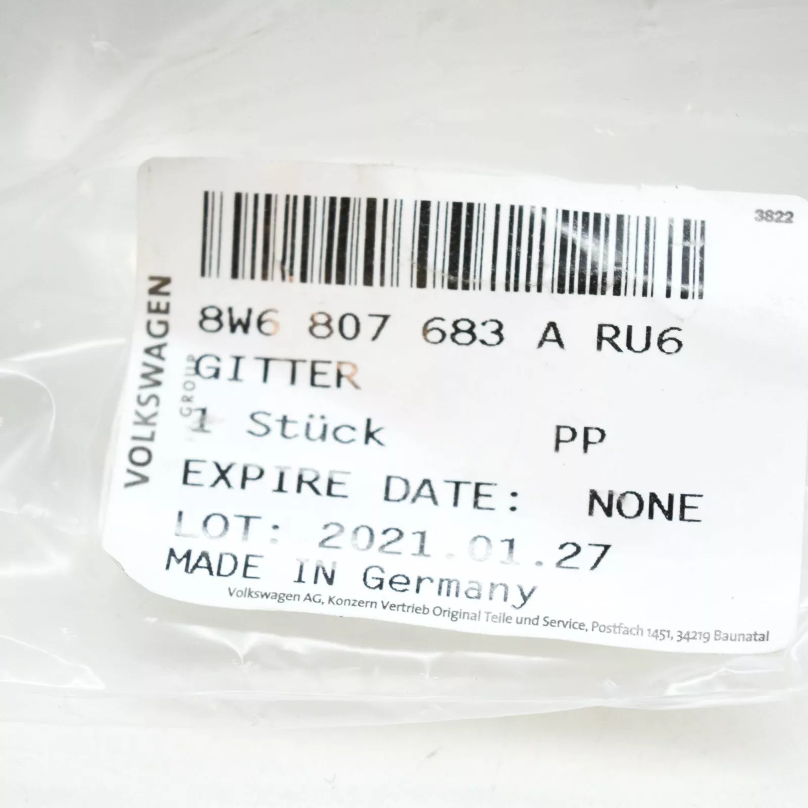 NEW AUDI A4 B9 FRONT BUMPER LOWER GRILLE 8W6807683ARU6 2017