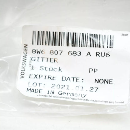 NEW AUDI A4 B9 FRONT BUMPER LOWER GRILLE 8W6807683ARU6 2017