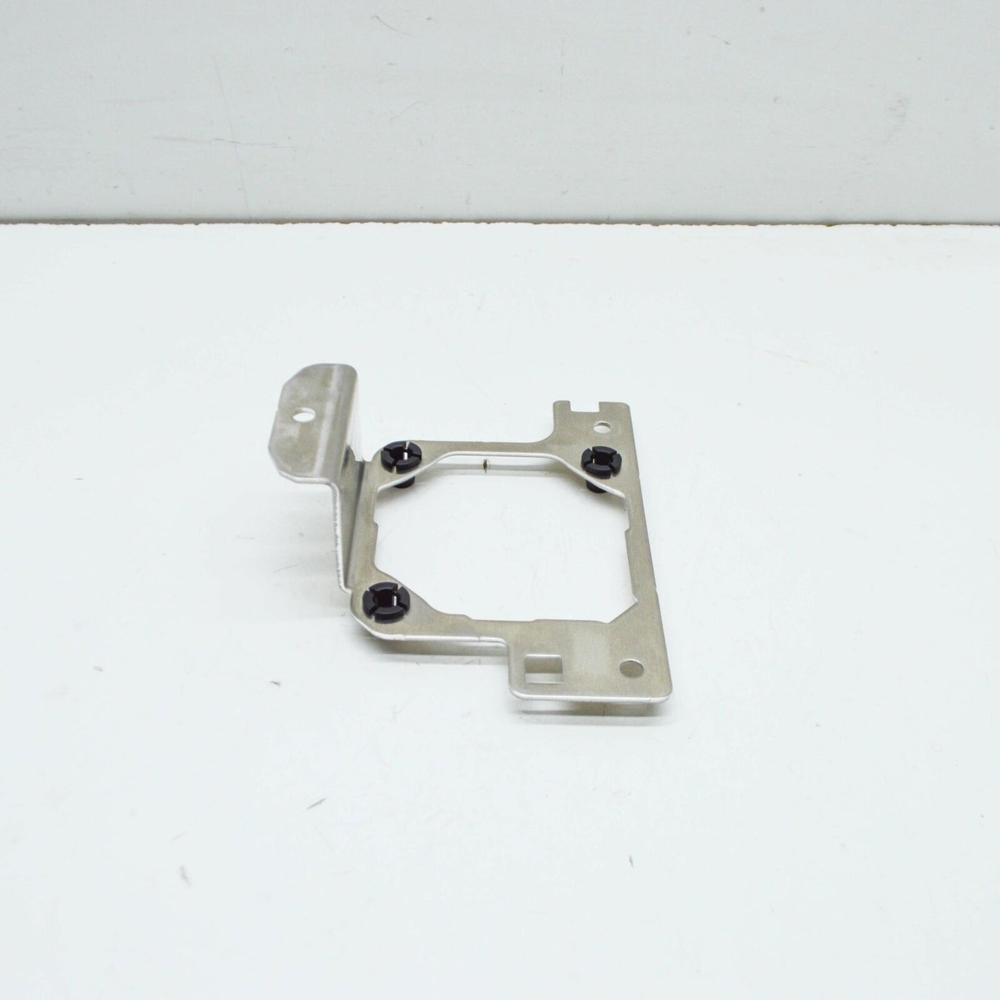 NEW AUDI Q7 4M RIGHT CRUISE CONTROL DISTANCE SENSOR BRACKET 4M0907574 ORIGINAL