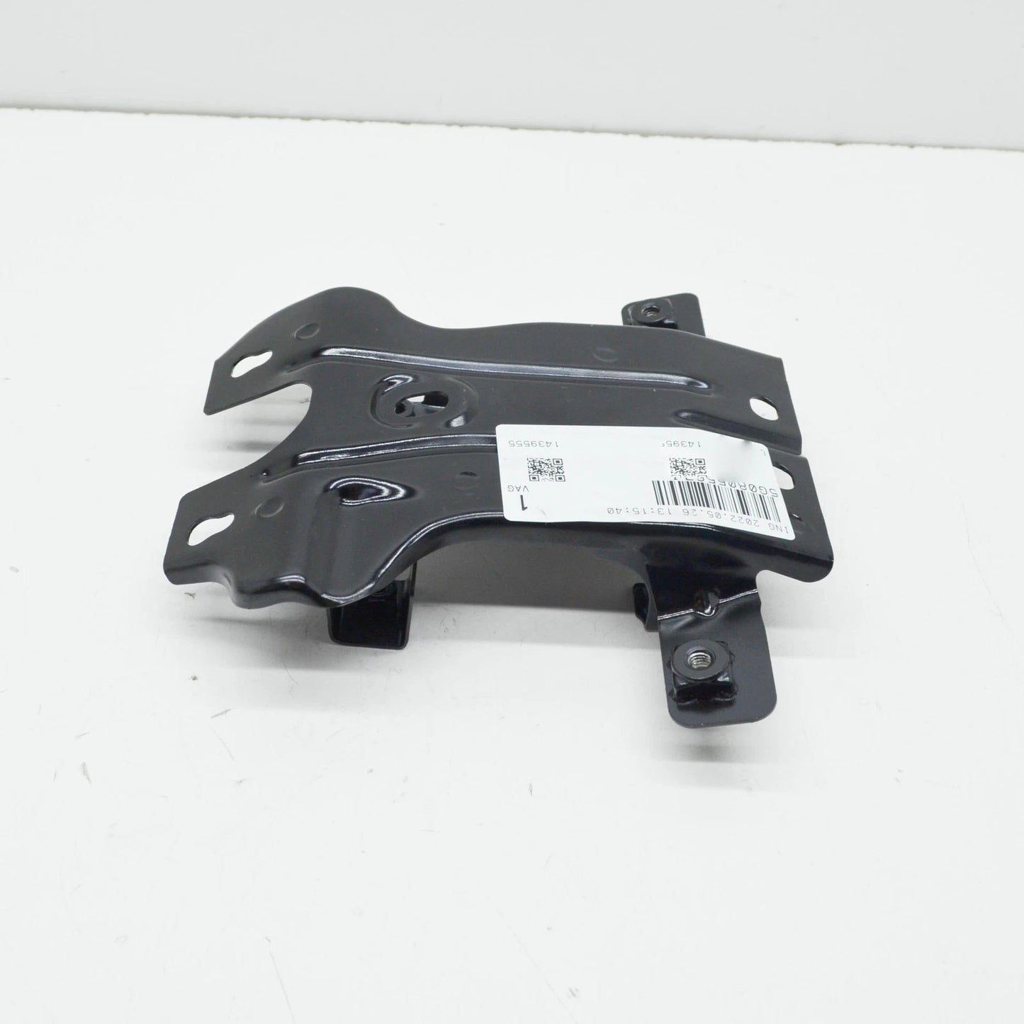 NEW VW GOLF MK7 5G COOLANT RADIATOR LOCK CARRIER BRACKET 5G0805567J