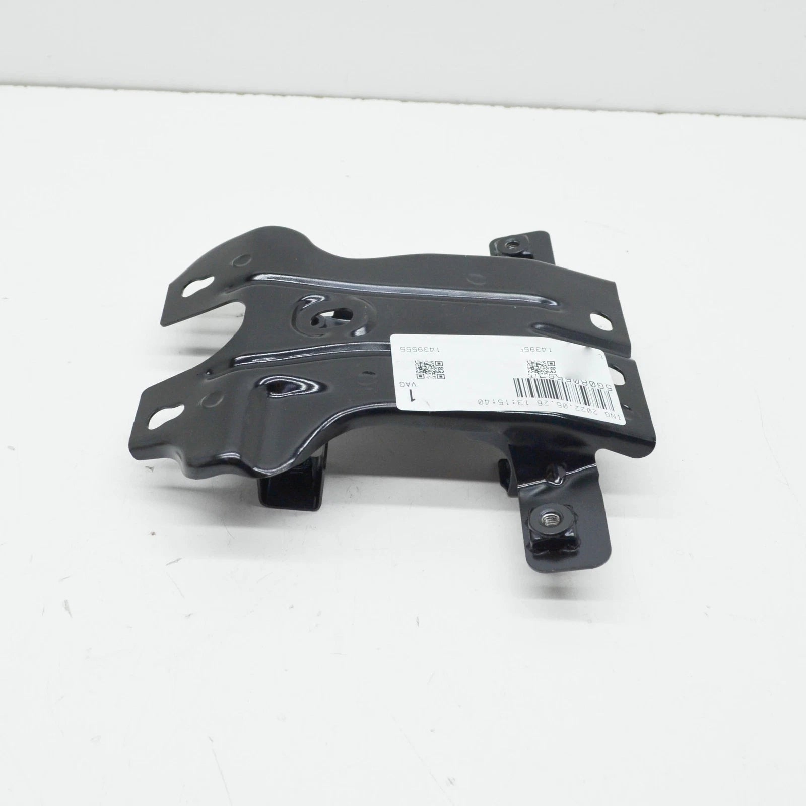 NEW VW GOLF MK7 5G COOLANT RADIATOR LOCK CARRIER BRACKET 5G0805567J