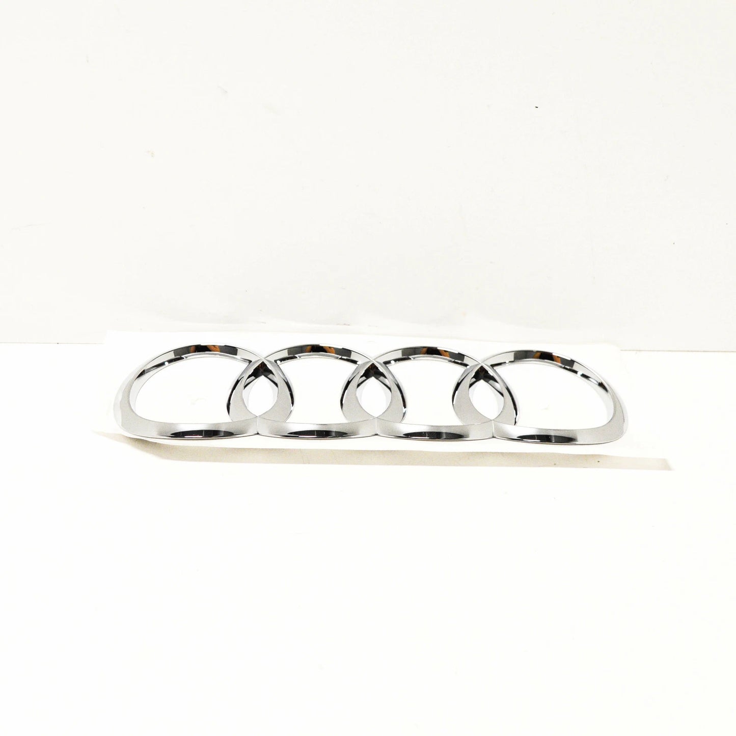 NEW AUDI A5 8W6 REAR TAILGATE BOOT LID EMBLEM BADGE RINGS 8W88537422ZZ