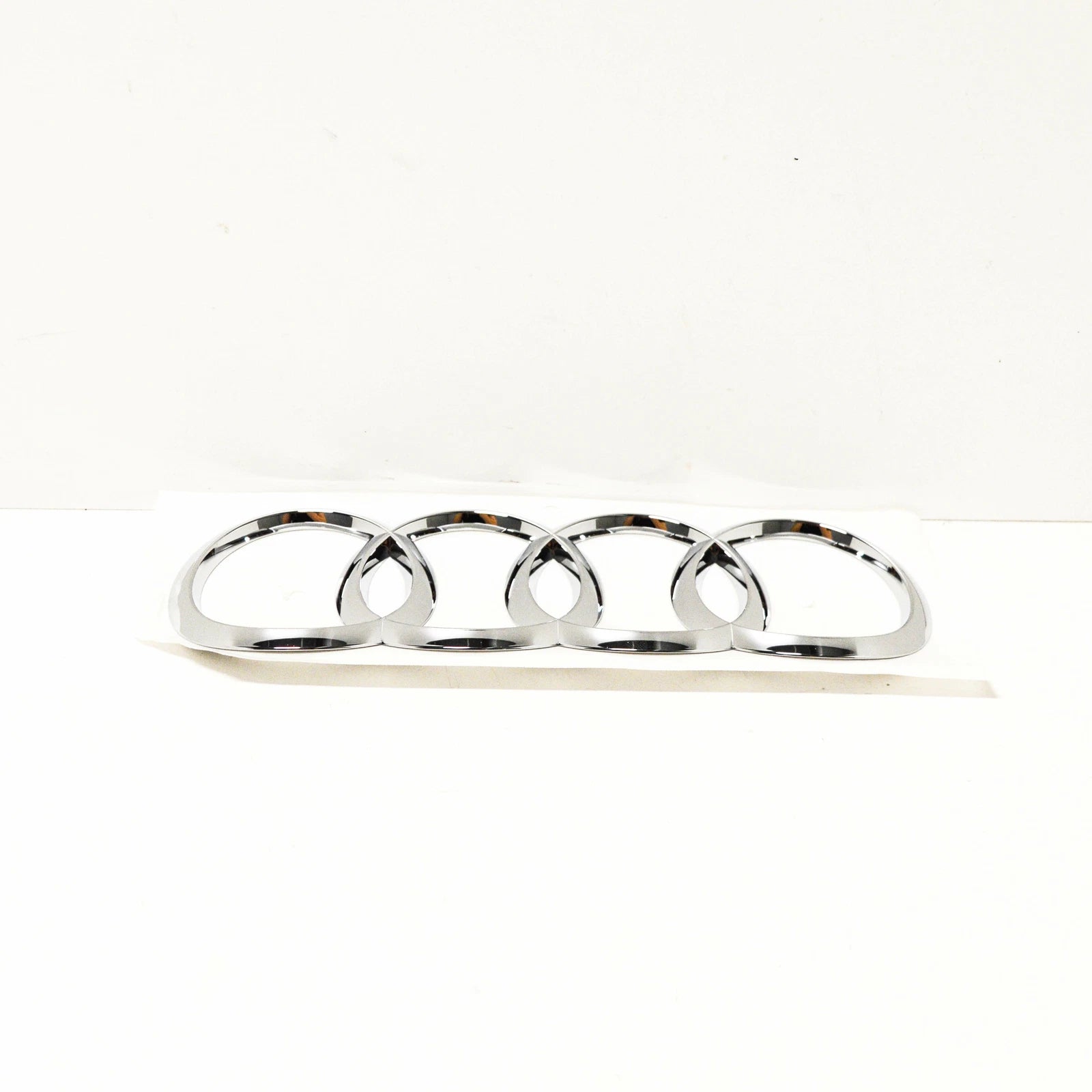 NEW AUDI A5 8W6 REAR TAILGATE BOOT LID EMBLEM BADGE RINGS 8W88537422ZZ