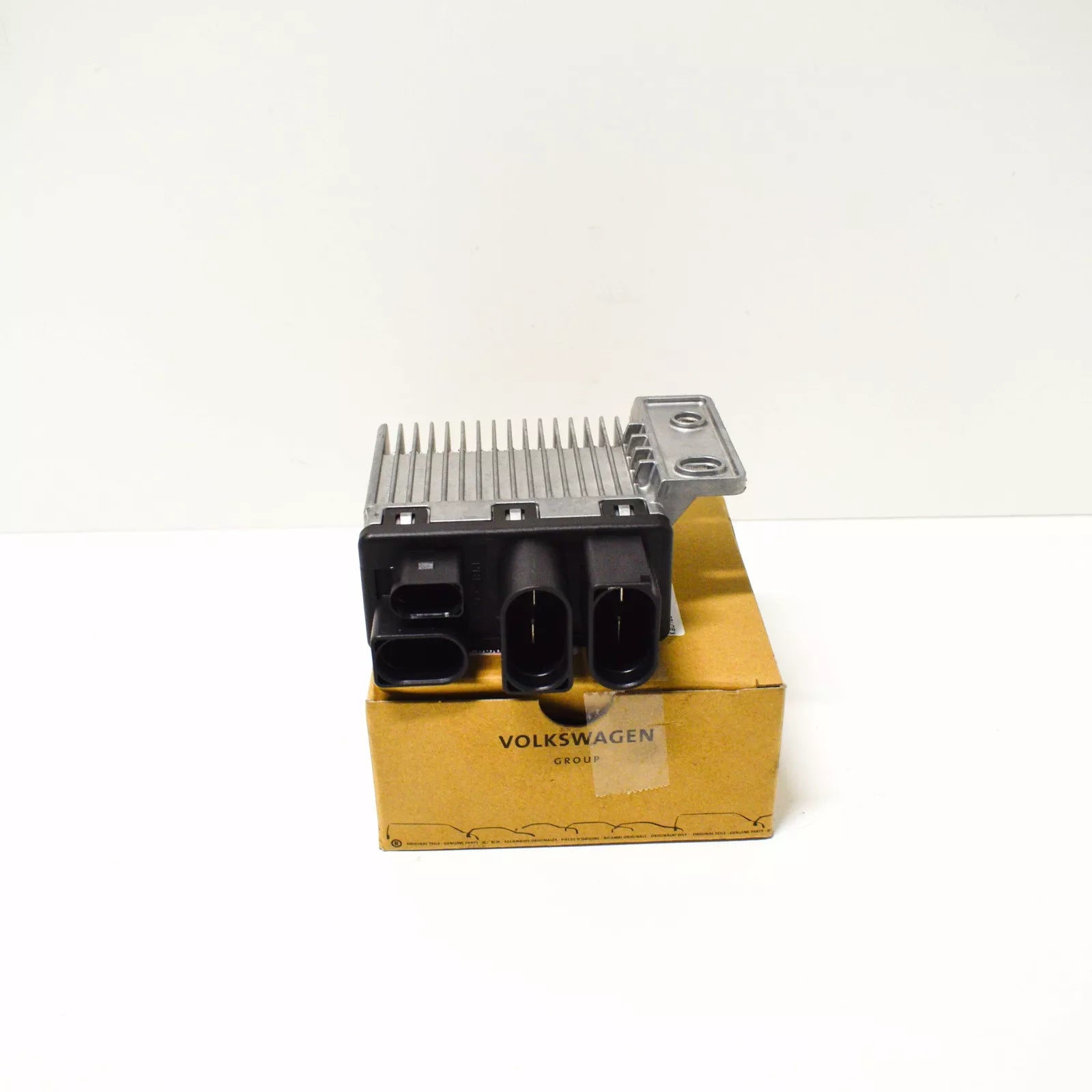 NEW VW TRANSPORTER T5 RADIATOR FAN CONTROL MODULE 7H0919506D 2.0TDI 103KW