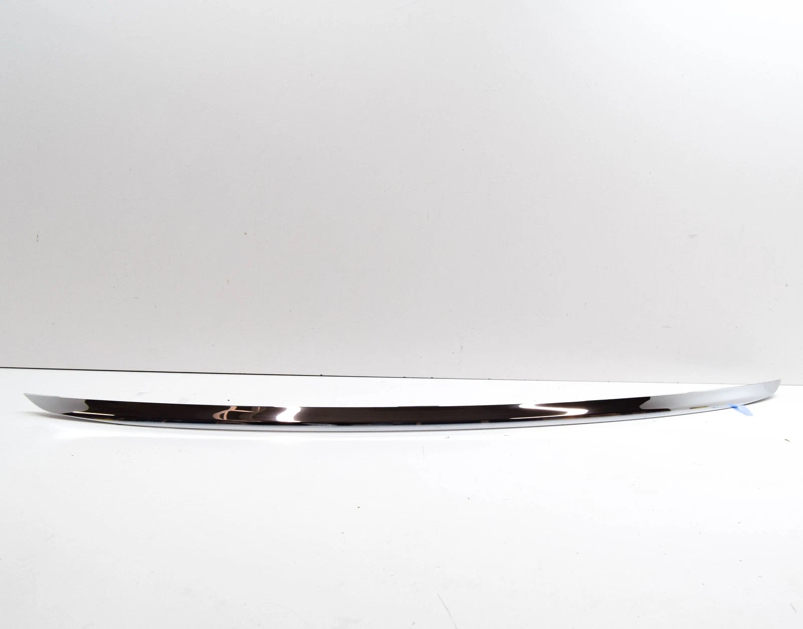 NEW MERCEDES-BENZ C S205 REAR END DOOR HANDLE STRIP A2057400393 ORIGINAL