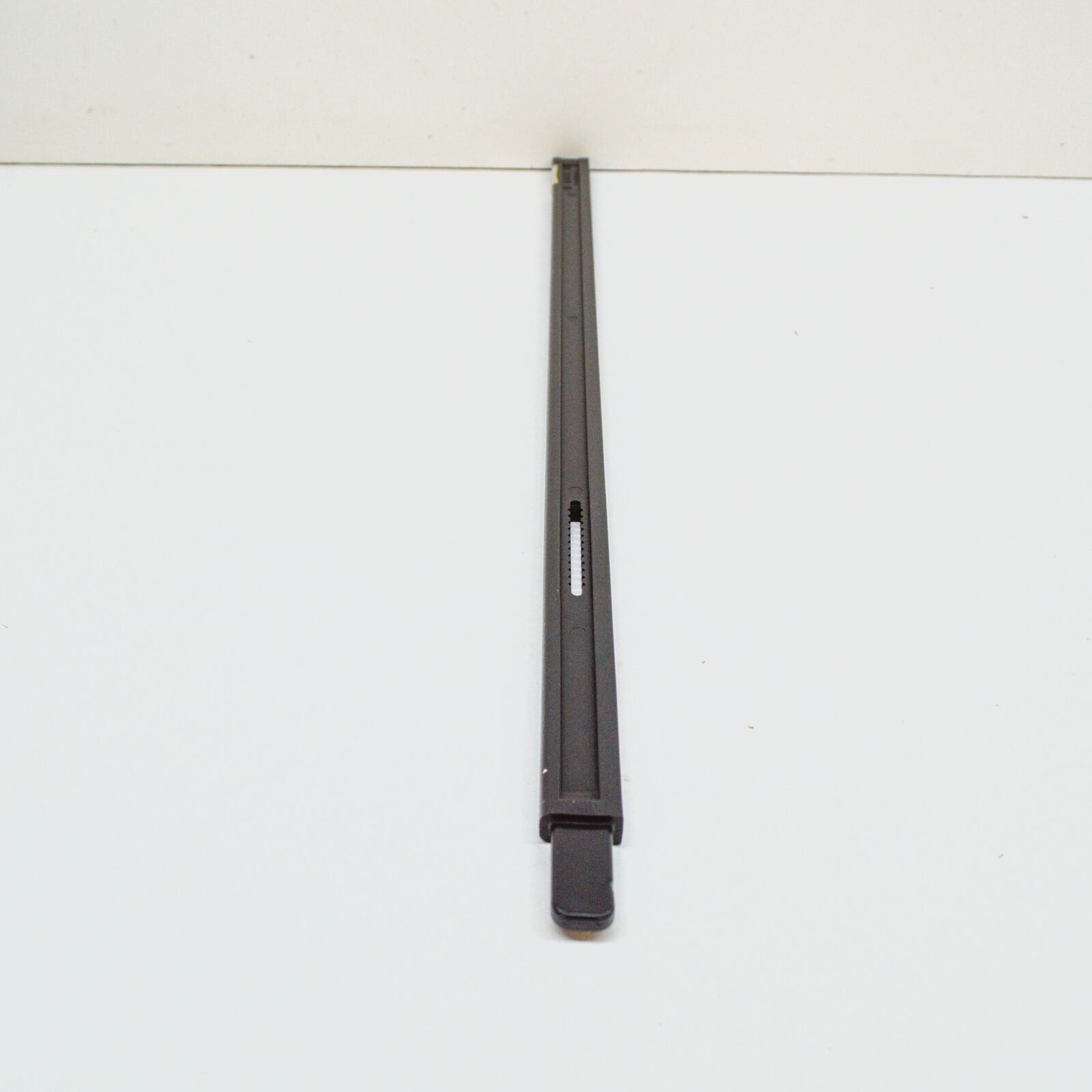 NEW MERCEDES-BENZ E W124 SEAT BELT FEEDER ROD A1248600057 ORIGINAL