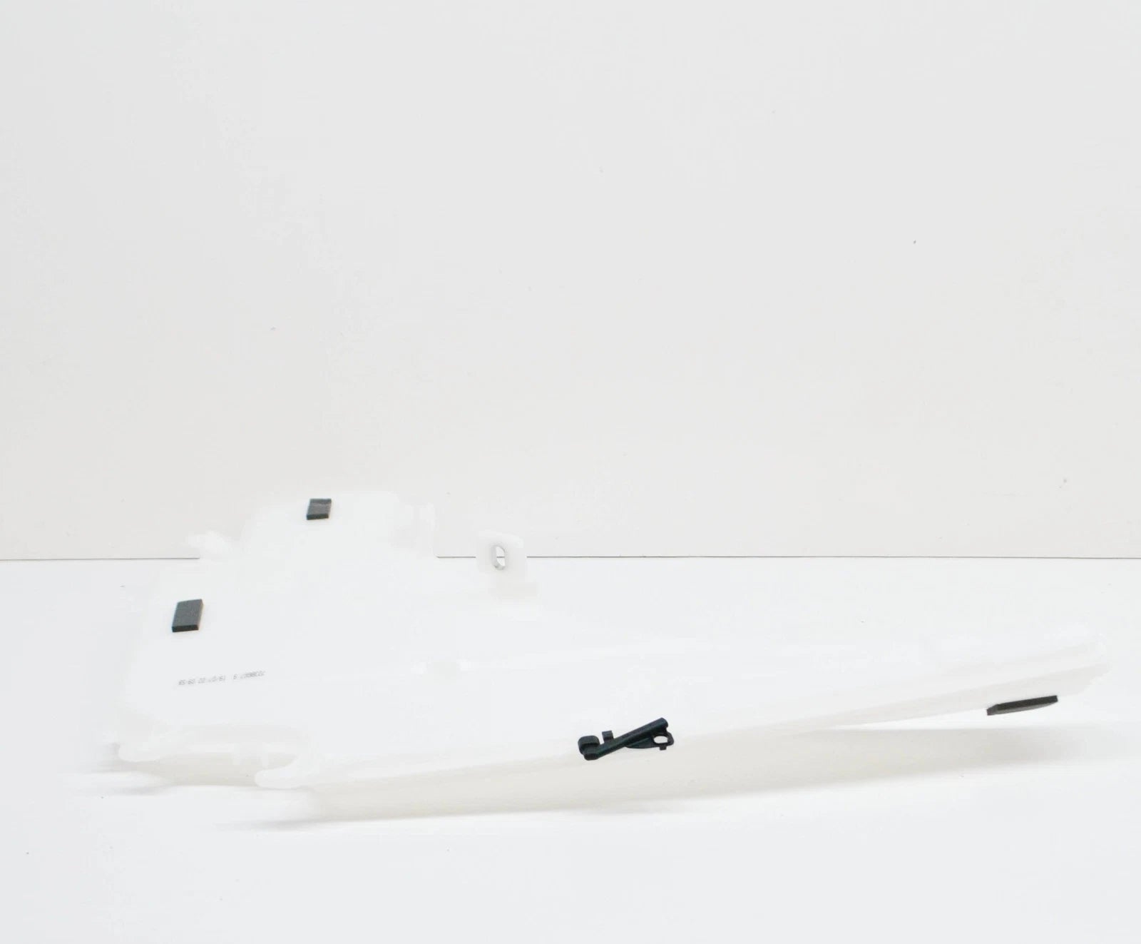 NEW BMW 3 TOURING E91 WINDOW WASHER TANK 61677238667 7238667 ORIGINAL