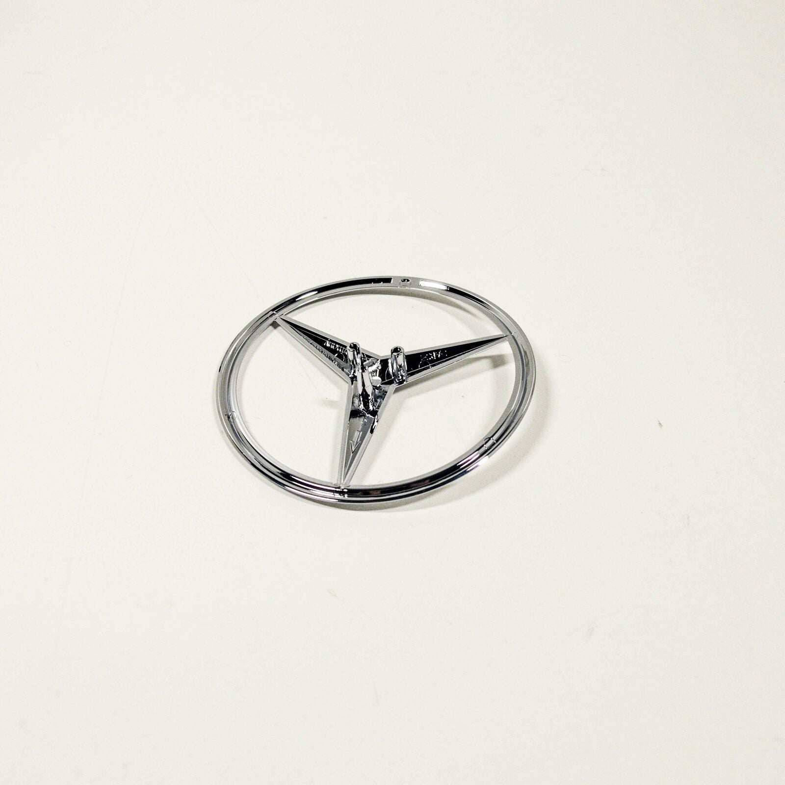 NEW MERCEDES-BENZ C W205 REAR BOOT STAR BADGE EMBLEM A2058174500 ORIGINAL