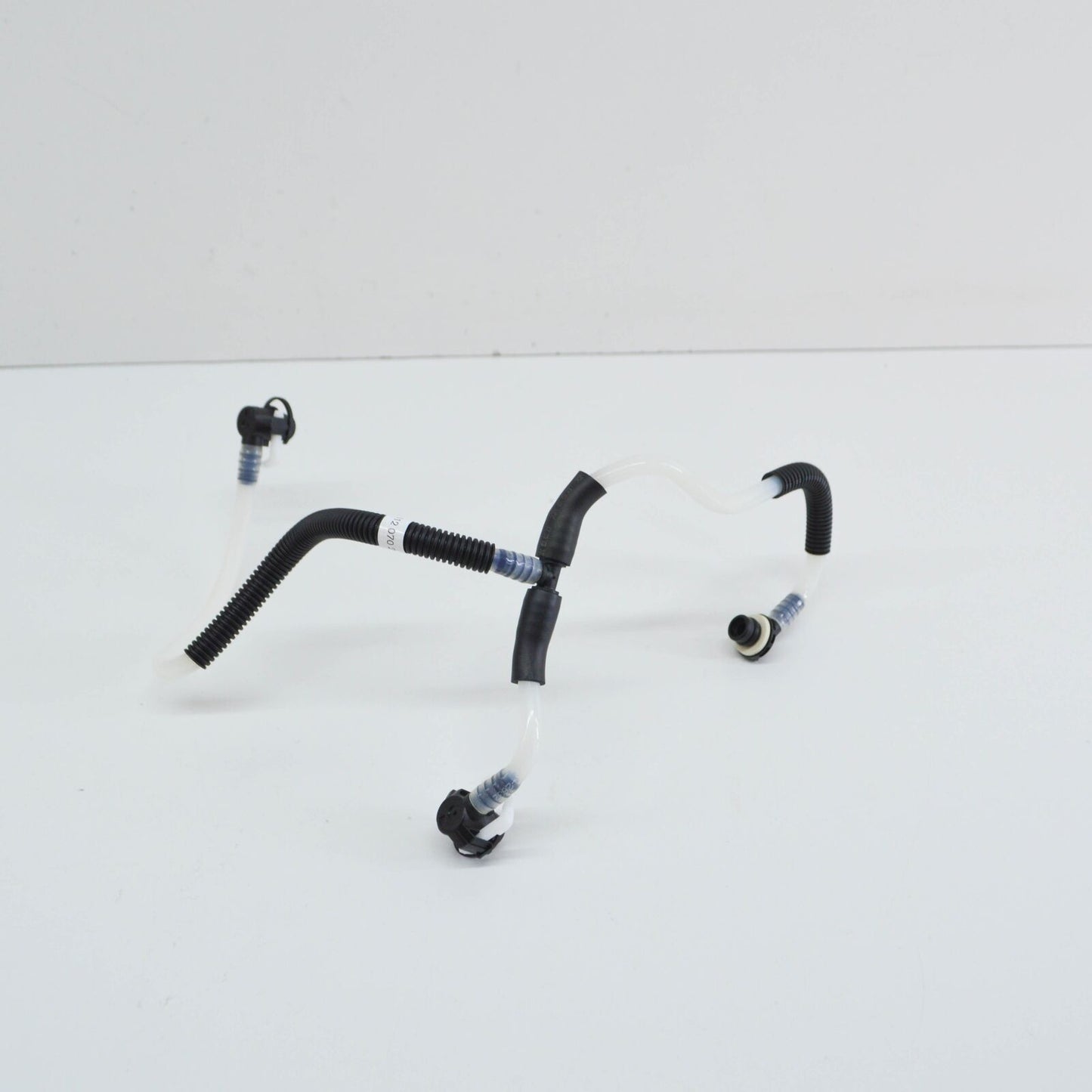 NEW MB SPRINTER W903 FEED PUMP FUEL PRESSURE SENSOR LINE A6120702632 ORIGINAL