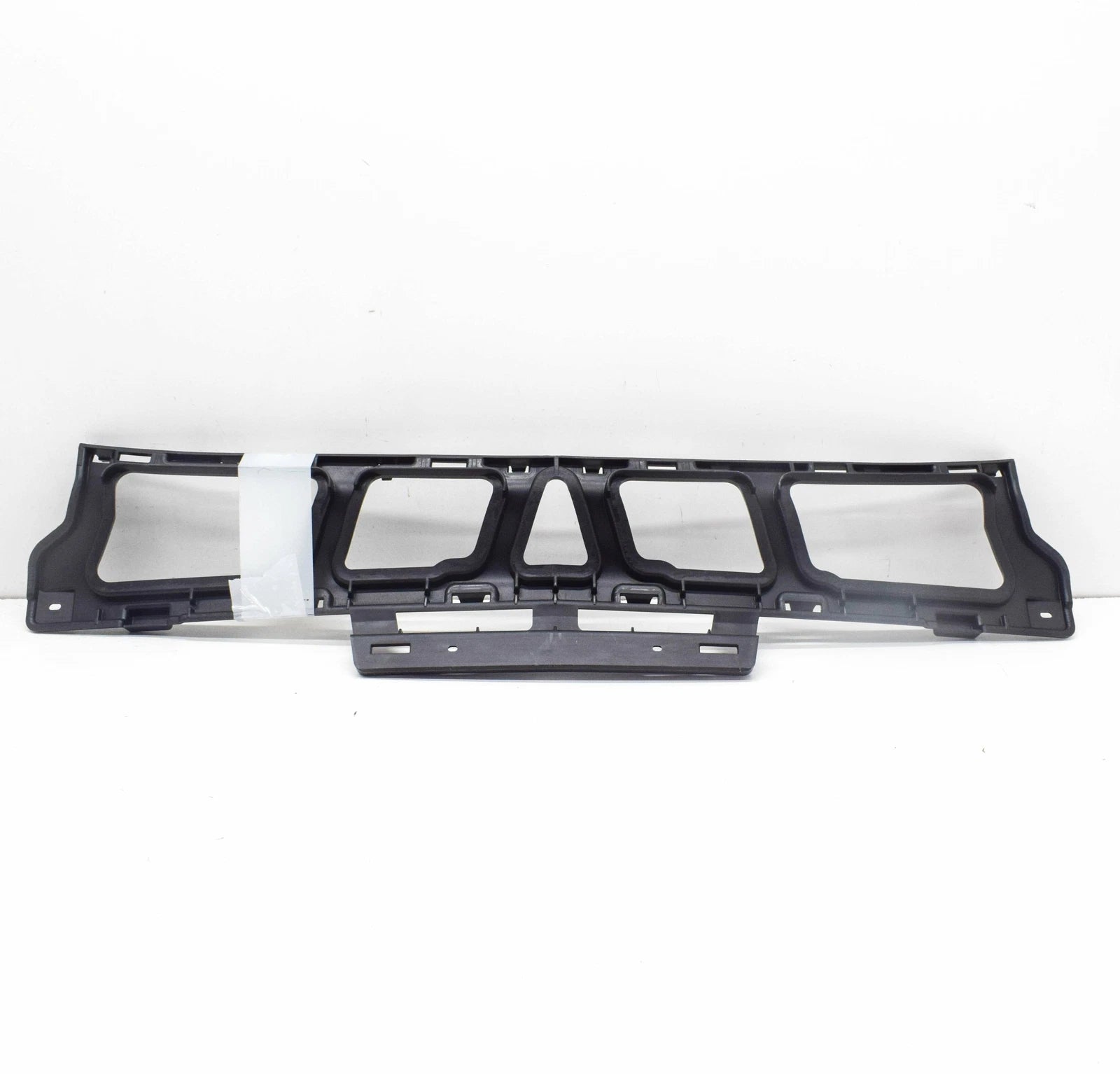 NEW MERCEDES-BENZ C-CLASS W205 FRONT BUMPER BRACKET A2058853765 2015 ORIGINAL