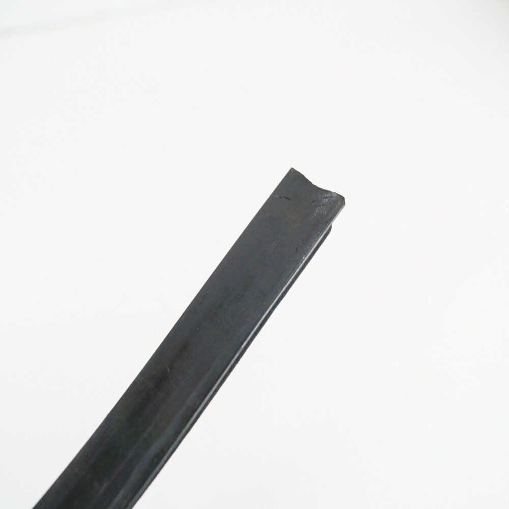 NEW MERCEDES-BENZ SL R107 REAR RIGHT DOOR SEAL STRIP A1077250666 1988 ORIGINAL