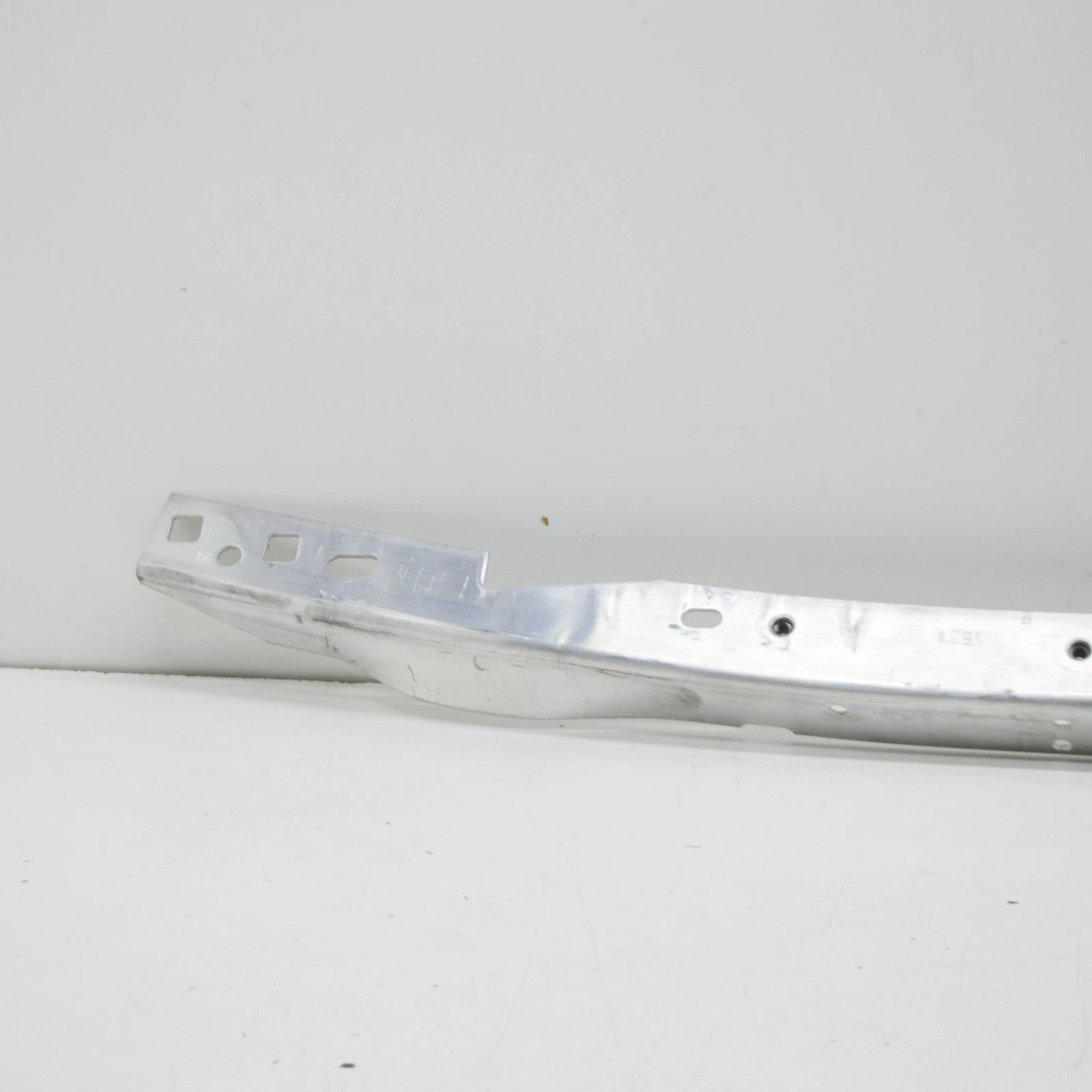 NEW BMW 7 G12 FRONT TOP UPPER CONNECTION 51647357210 ORIGINAL