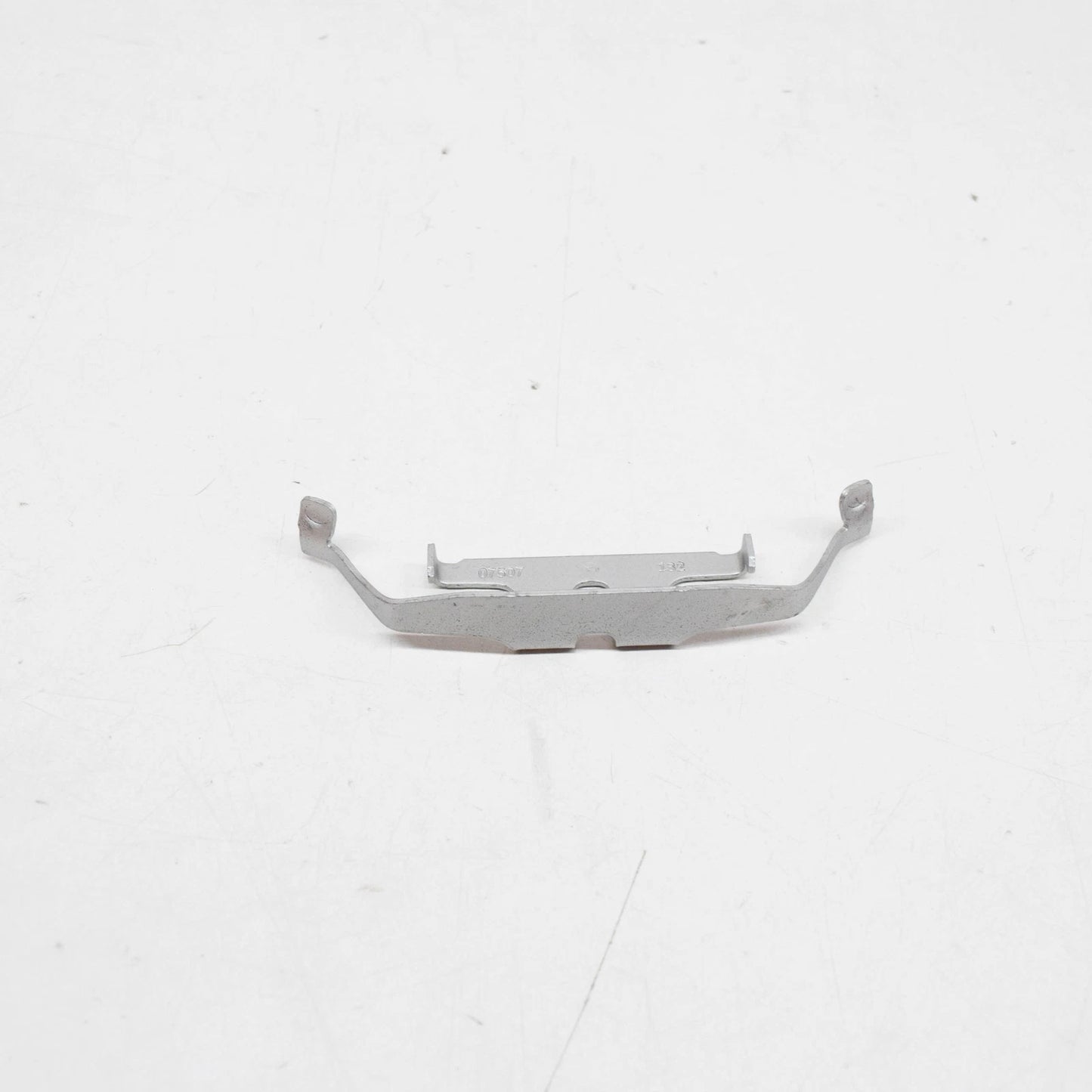 NEW BMW 1 F20 FRONT BRAKE PAD CARRIER CLIP 34106790927 ORIGINAL