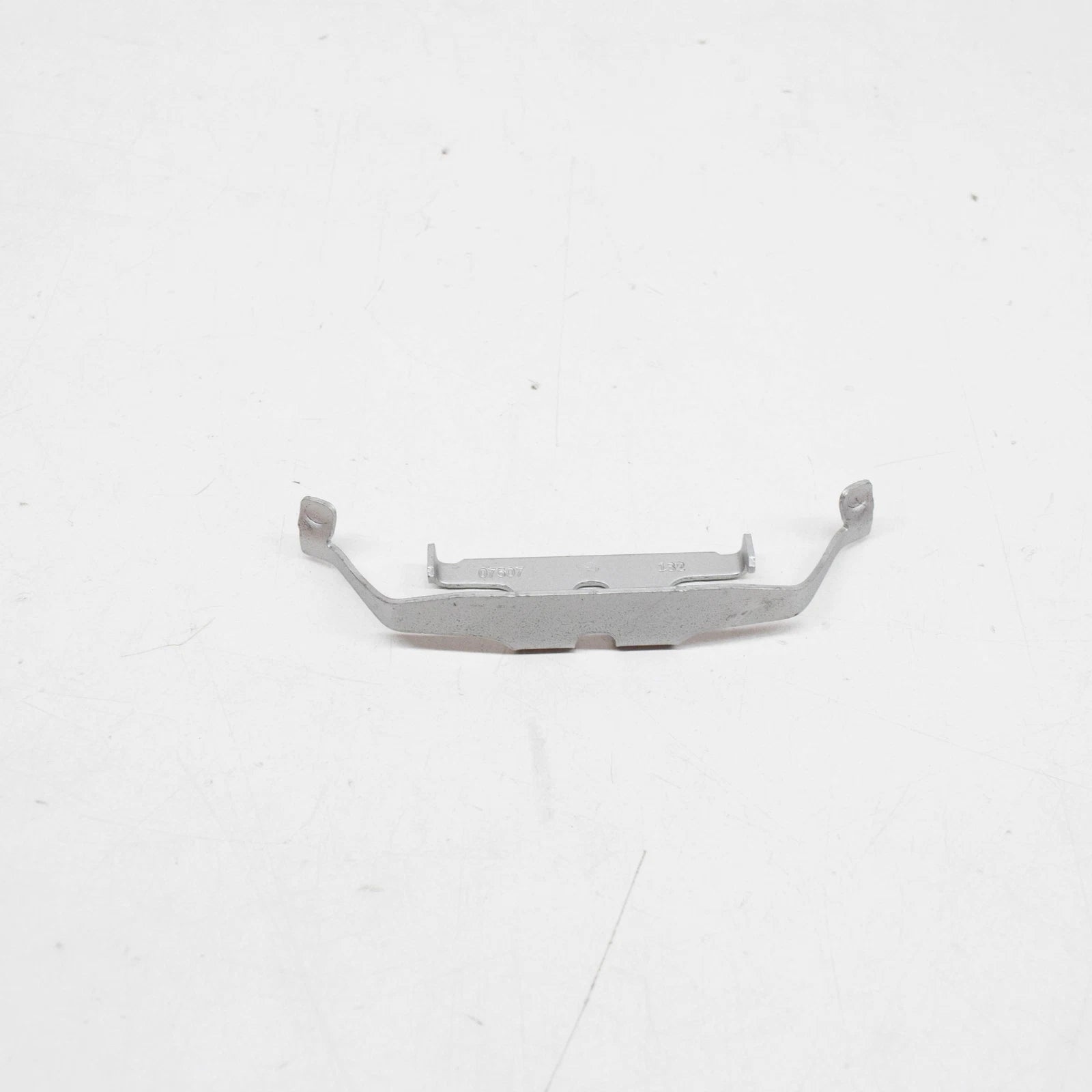 NEW BMW 1 F20 FRONT BRAKE PAD CARRIER CLIP 34106790927 ORIGINAL