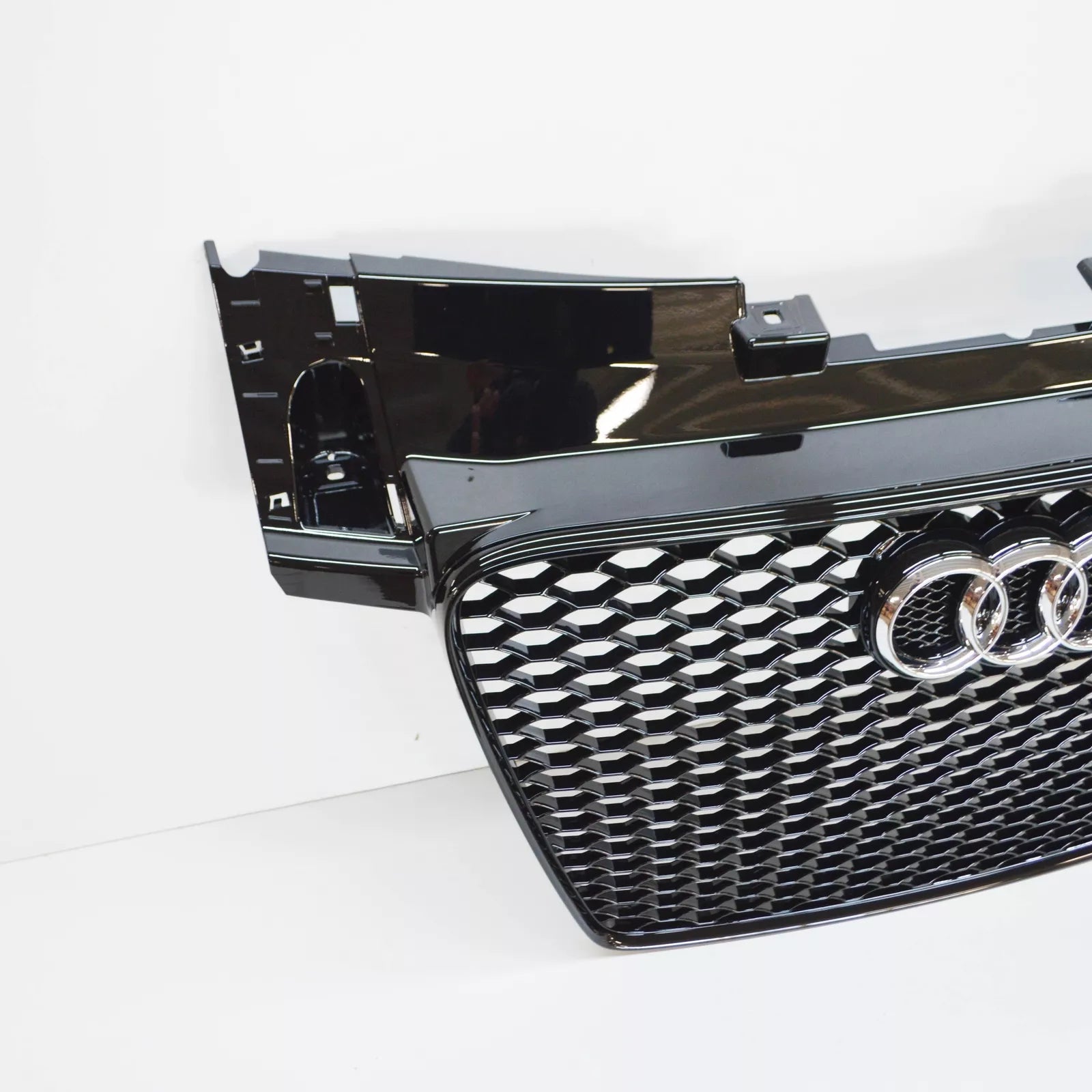 NEW AUDI TT TTRS MK2 S LINE FRONT BUMPER RADIATOR GRILLE 8J0853651MT94 ORIGINAL