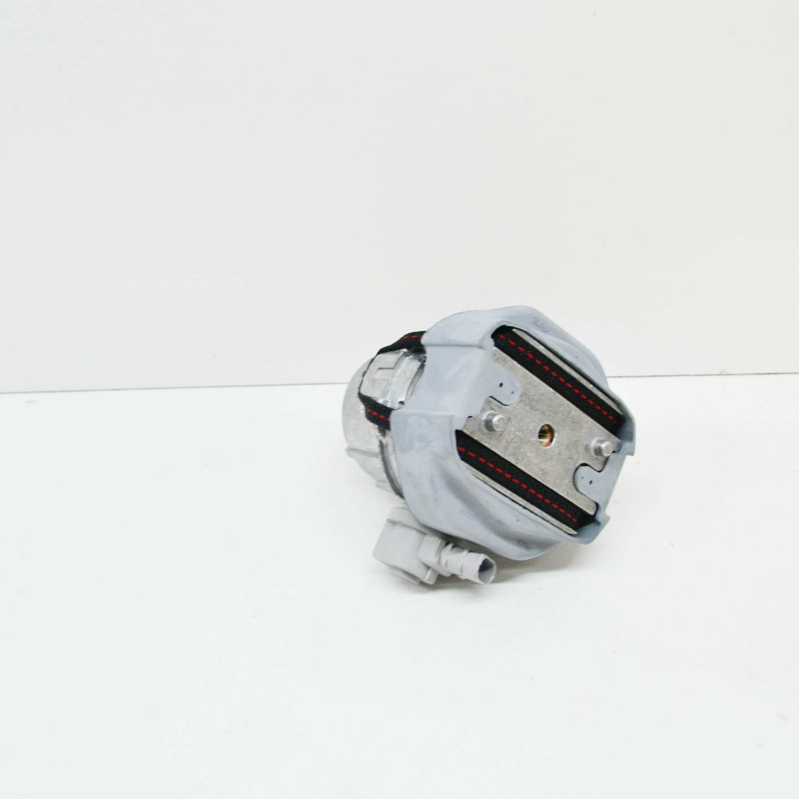 NEW AUDI A6 C6 LEFT SIDE ENGINE ELECTRIC HYDRO-MOUNTING 4F0199379BM ORIGINAL