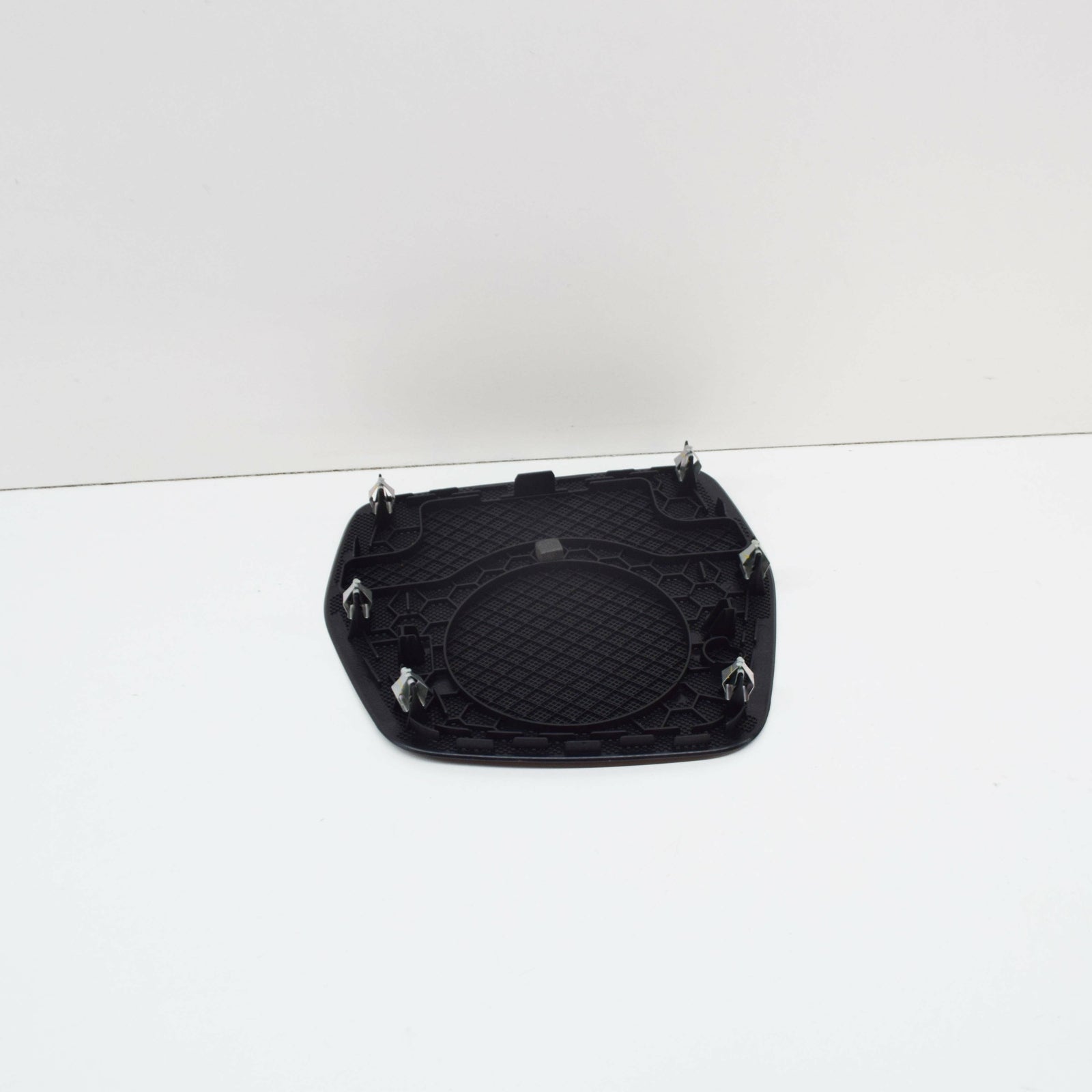 new mercedes-benz c w205 dash central loudspeaker cover a20568016079051 original