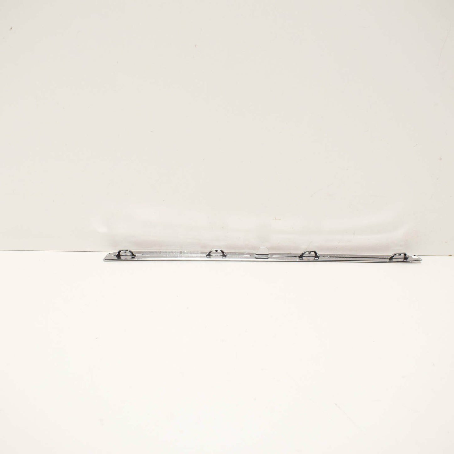 NEW MB GLA X156 RADIATOR GRILLE SHELL LEFT TOP TRIM A1568850921 ORIGINAL