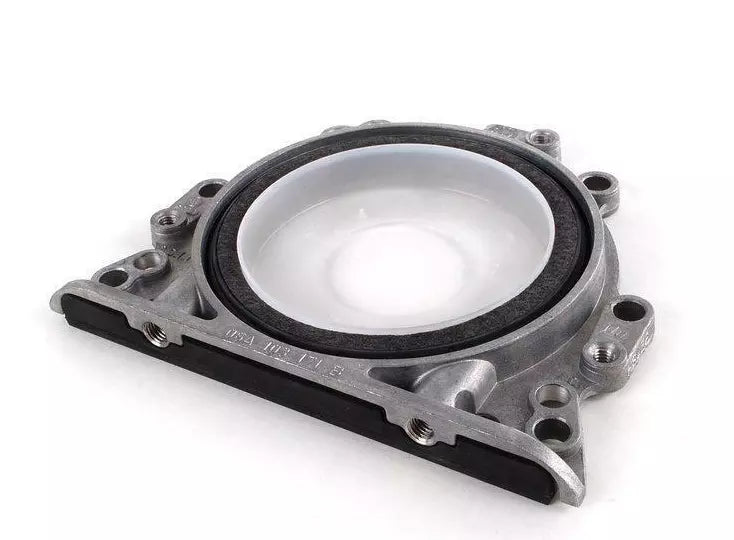 NEW AUDI A1 8X REAR CRANKSHAFT SEALING FLANGE 06A103171A