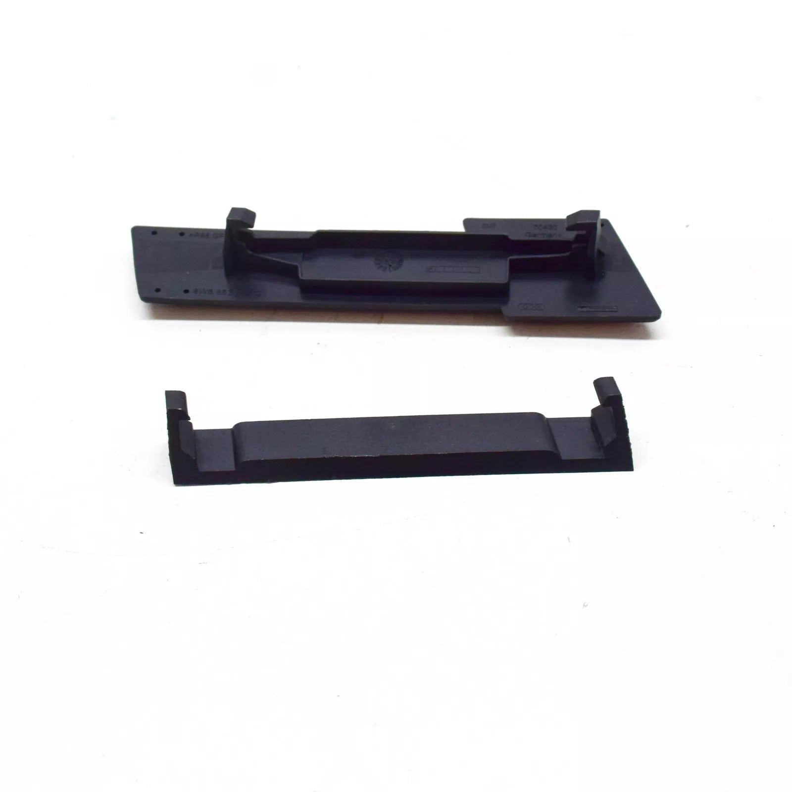 NEW AUDI RS5 8W6 FRONT RADIATOR GRILLE BADGE LOGO 8W6853736GT94 ORIGINAL