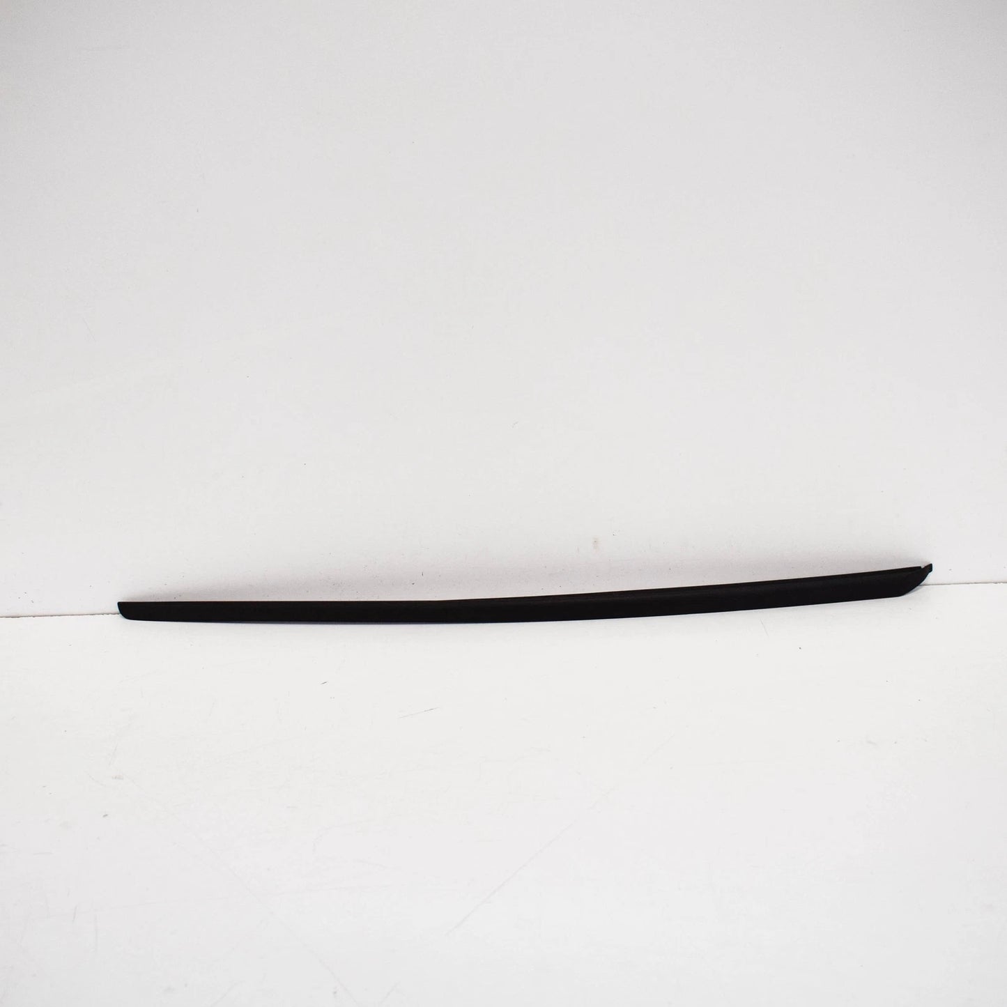 NEW AUDI A4 B9 FRONT WINDSCREEN RIGHT WEATHERSTRIP MOLDING 8W0854328C9B9