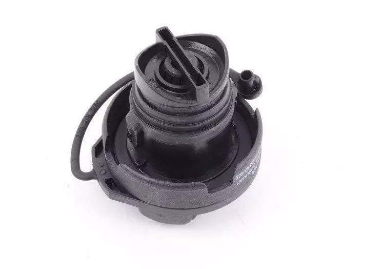 NEW VOLKSWAGEN PASSAT B8 FUEL TANK CAP 561201550E ORIGINAL