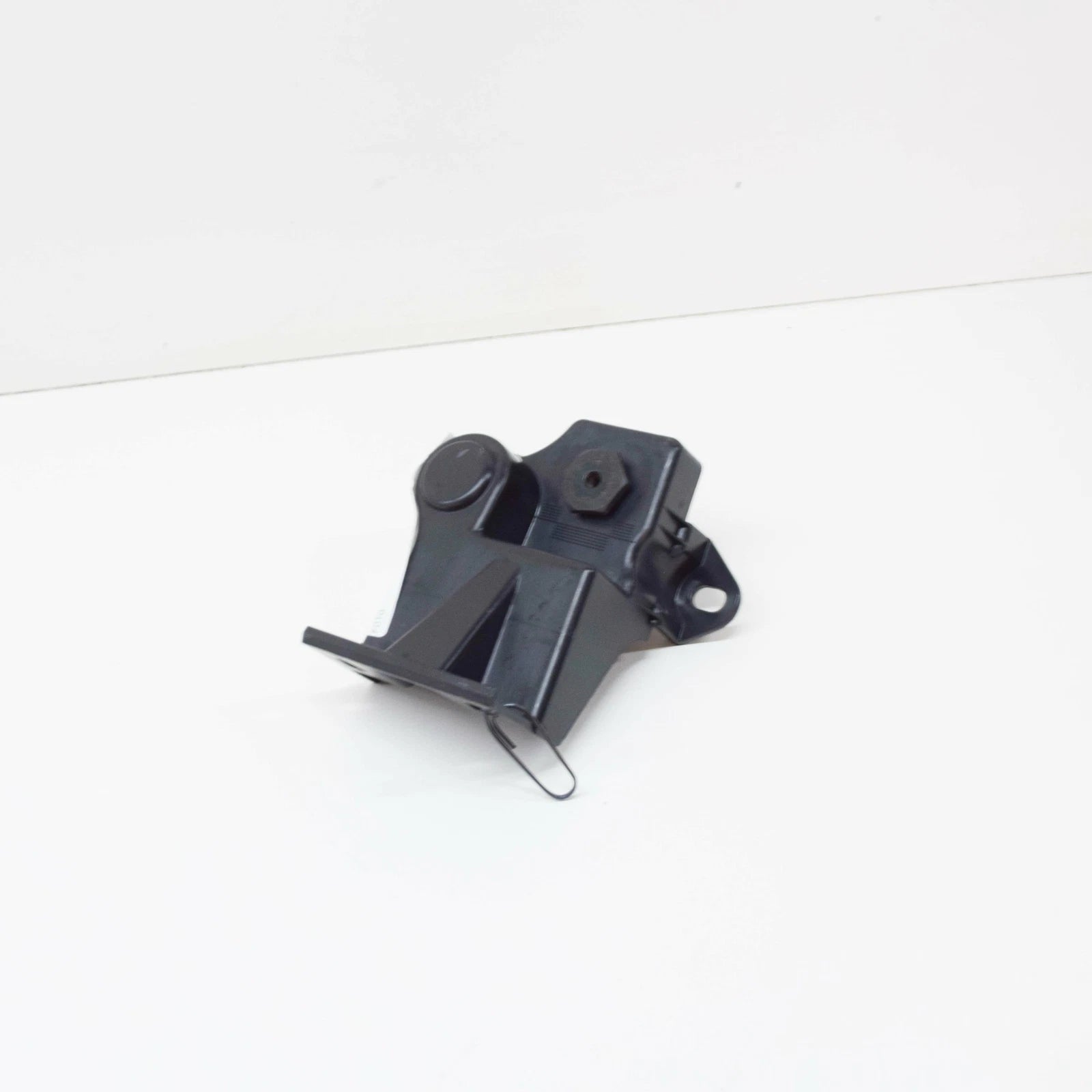 NEW AUDI R8 4S FRONT BUMPER RIGHT SIDE ADJUSTMENT PART 4S0807880A 2018