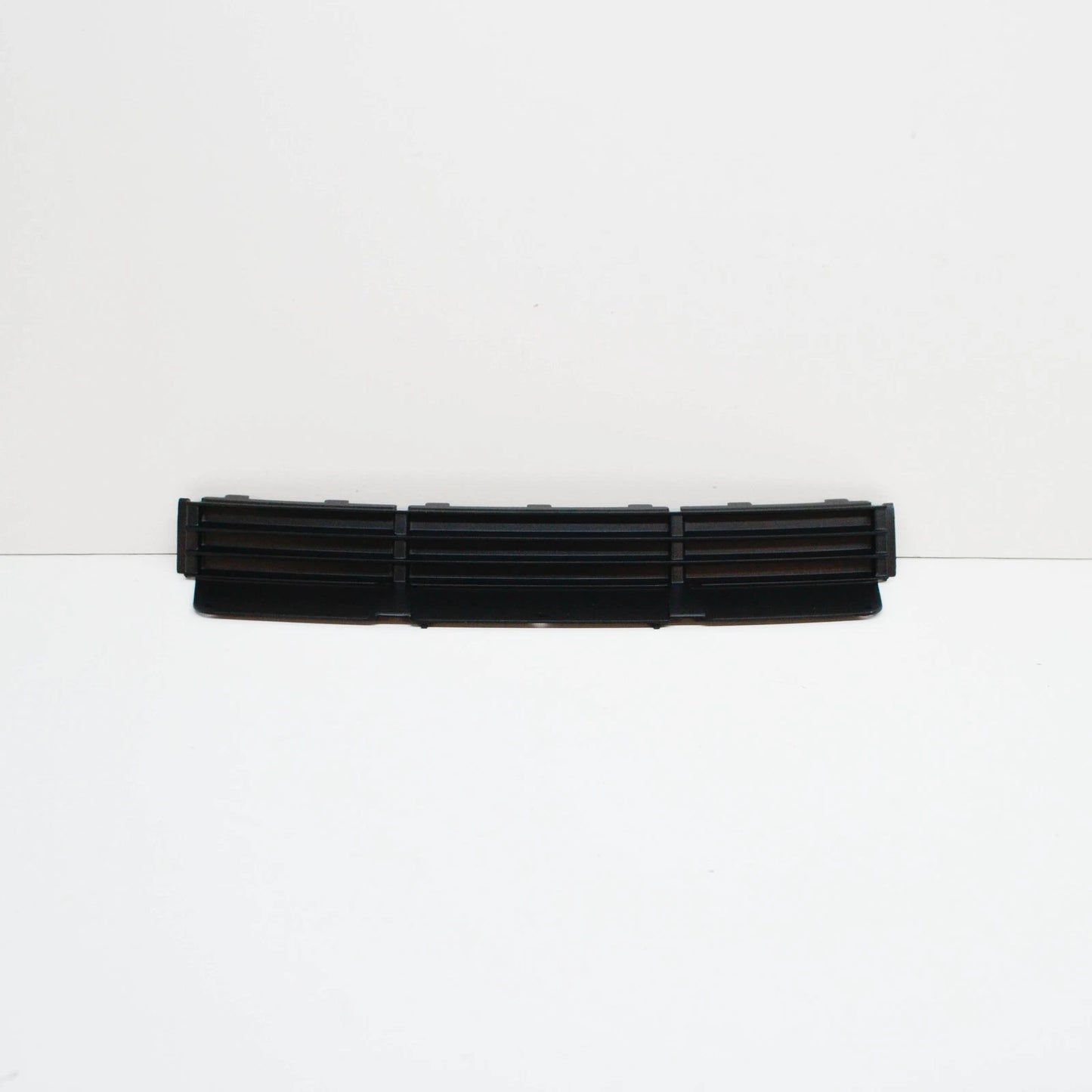 NEW BMW 7 E32 FRONT BUMPER CENTER GRILL GRID 51111928276 1928276 ORIGINAL