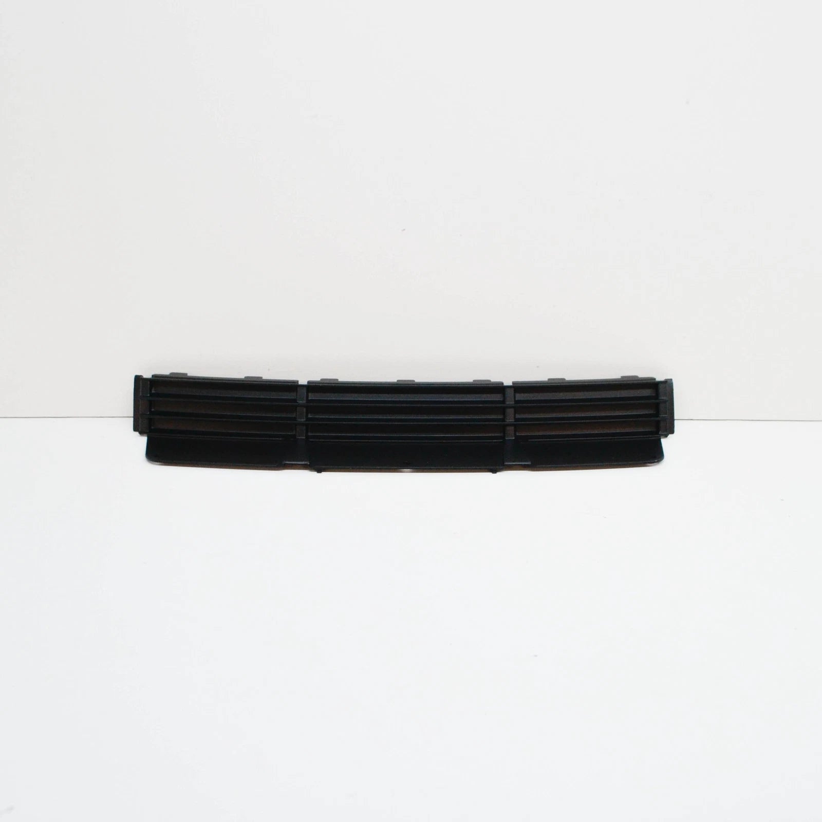 NEW BMW 7 E32 FRONT BUMPER CENTER GRILL GRID 51111928276 1928276 ORIGINAL