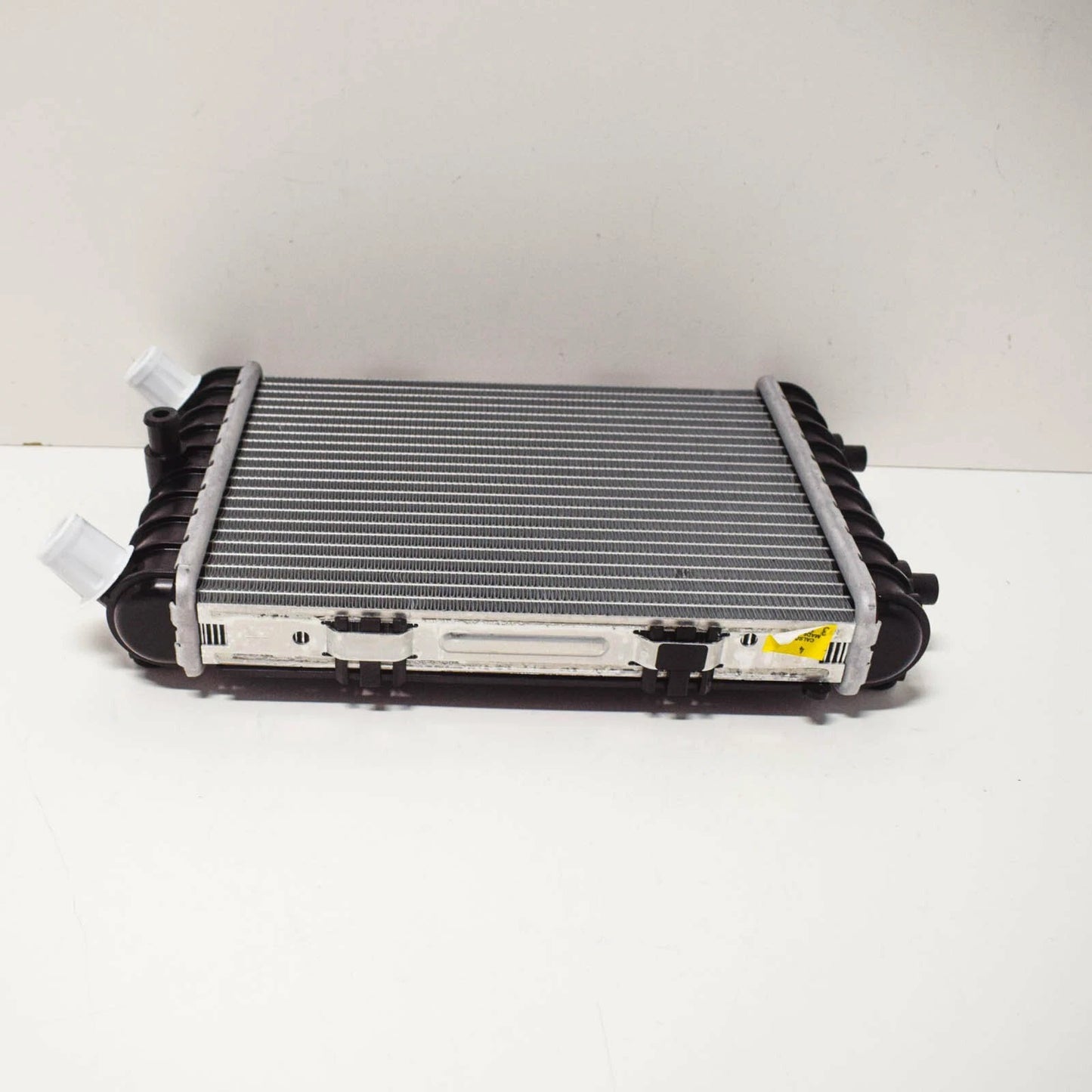 NEW AUDI Q7 4M AUXILIARY COOLANT RADIATOR 4M0121212D ORIGINAL