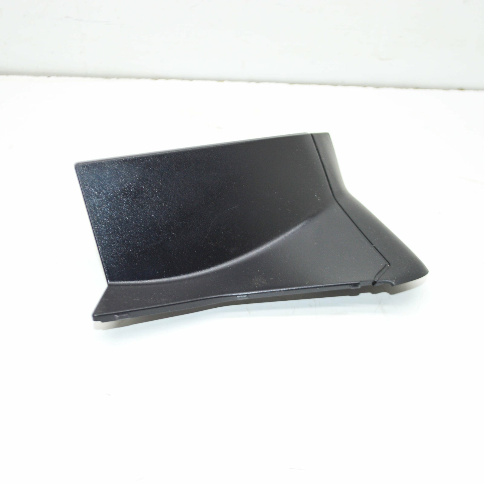 NEW AUDI A5 8W6 REAR RIGHT TAILLIGHT TRIM 8W6945254 ORIGINAL